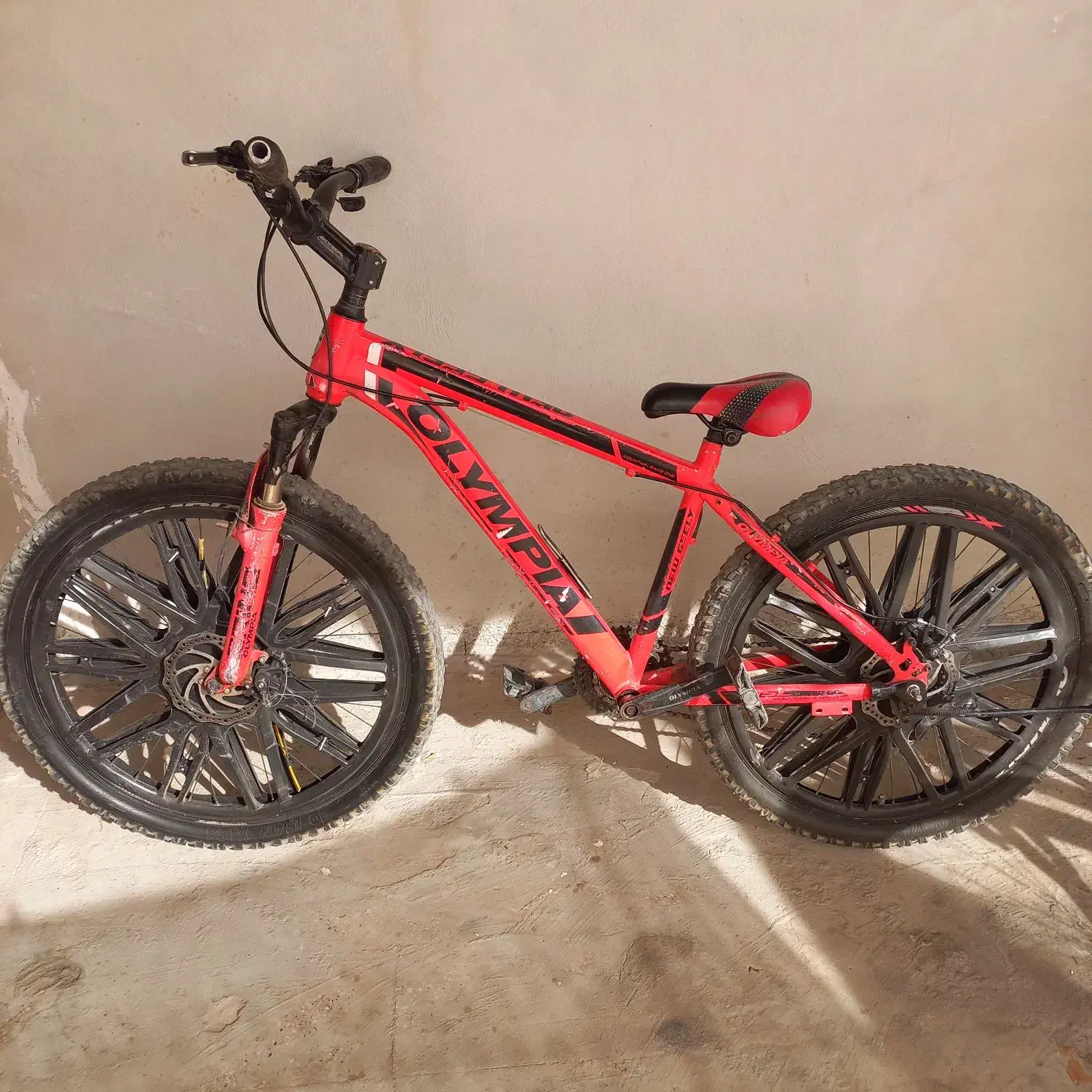 سه تا چرخ ۲۶ ۲۴ ۲۰|دوچرخه، اسکیت، اسکوتر|تربتحیدریه, پائین ولایت|دیوار