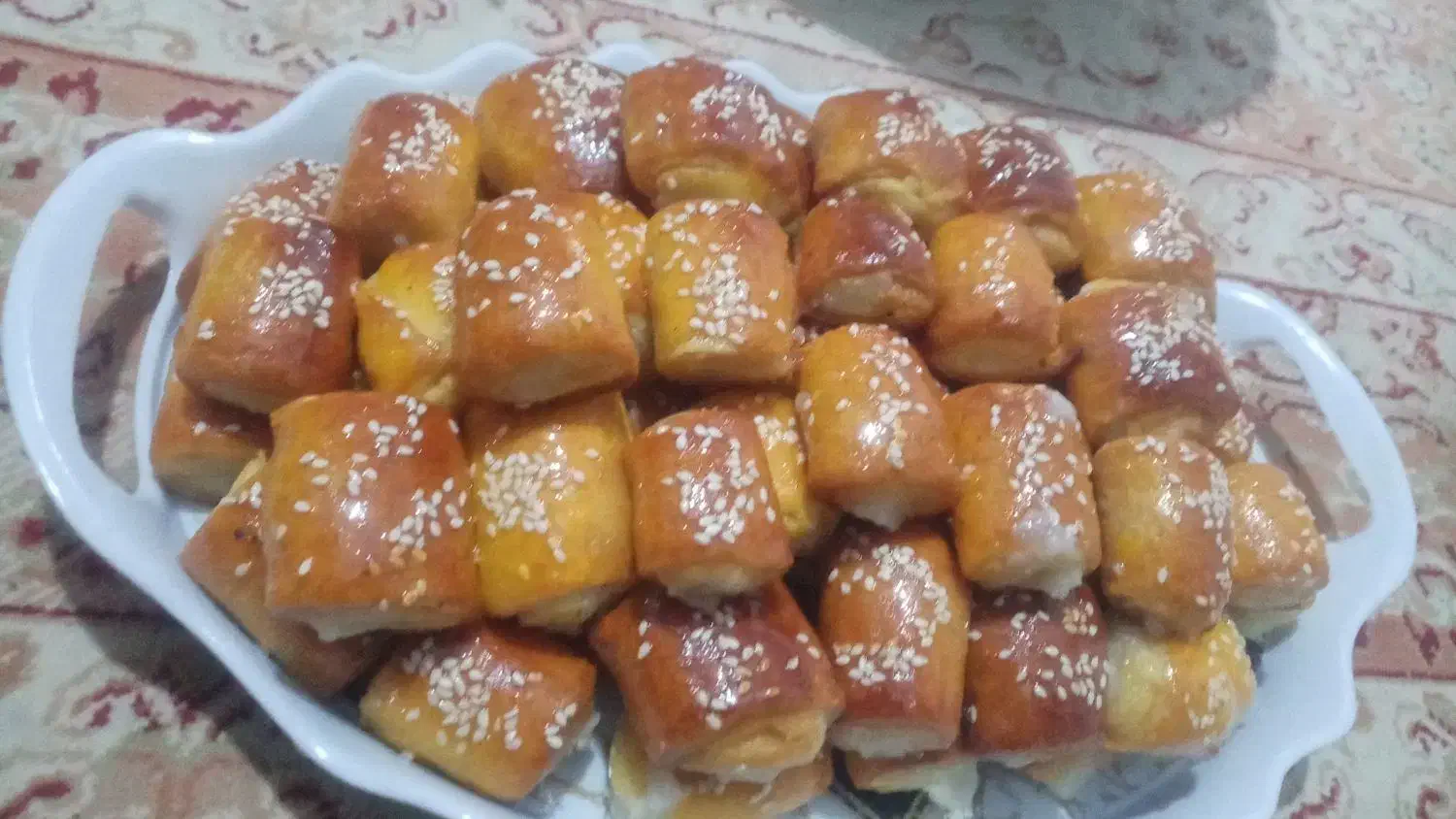 انواع شیرینی خانگی کیک حلوا مجالس کلوچه زنجبیلی|خوردنی و آشامیدنی|بردسکن, |دیوار