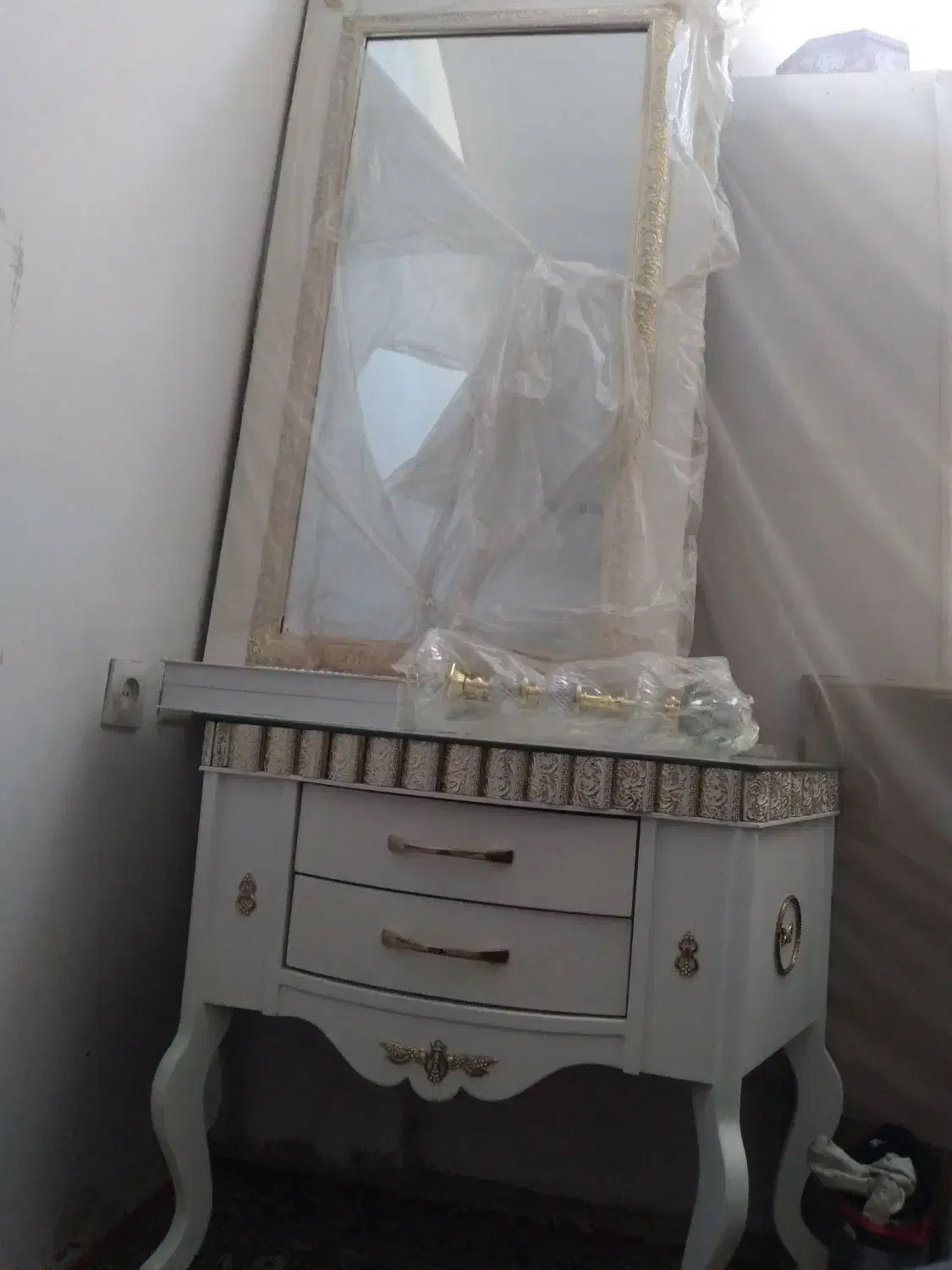 آیینه شمدان|بوفه، ویترین، کنسول|بیرجند, |دیوار