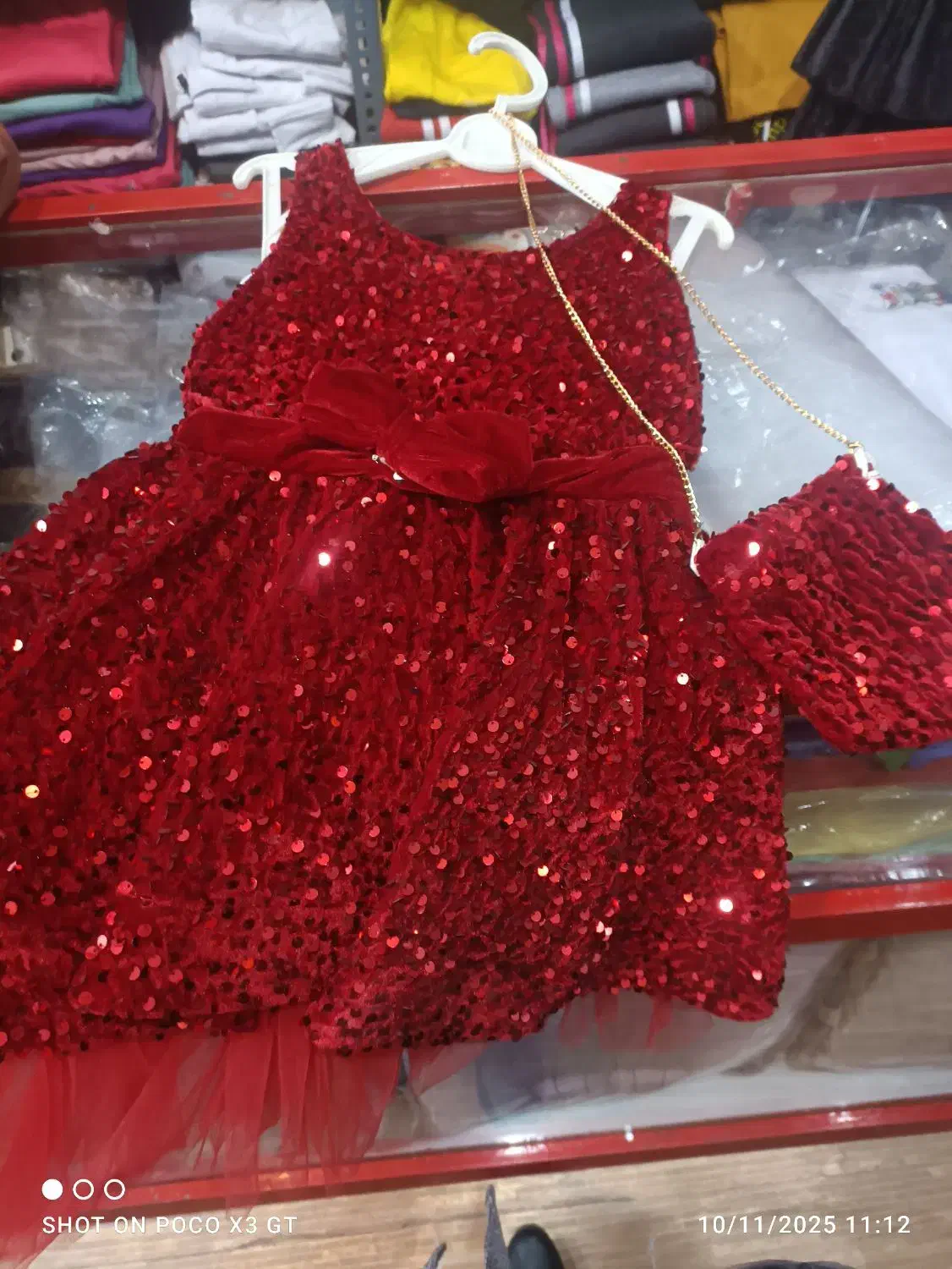 فروش لباس مجلسی دخترانه|کفش و لباس بچه|بیجار, |دیوار