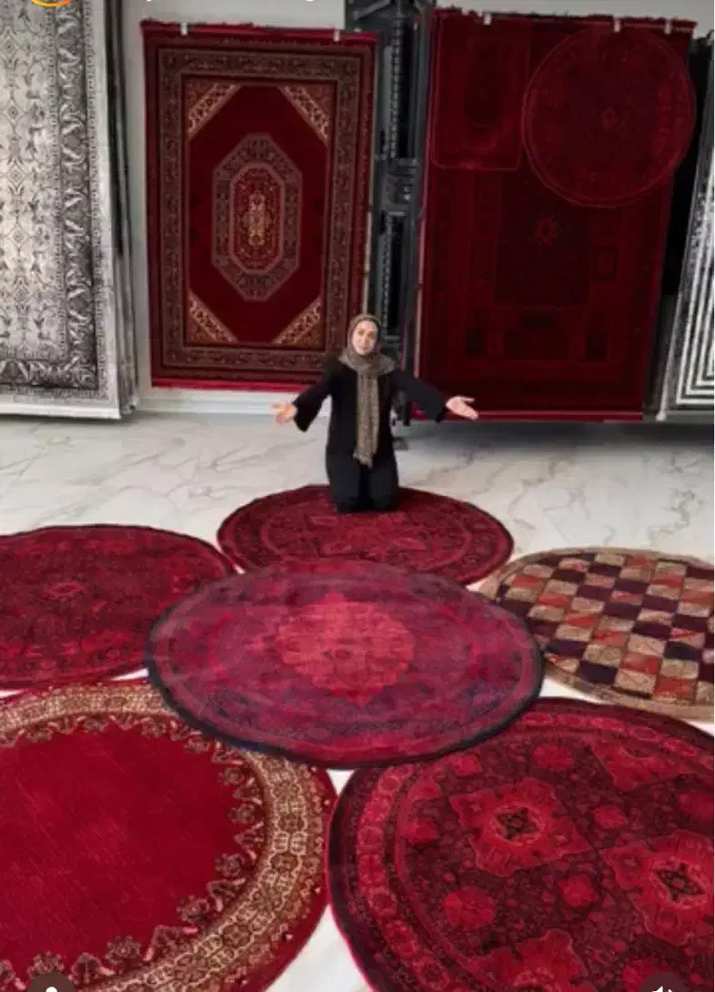 فرش کرم مجلسی با بهترین نخ ۱۷۵۰شانه/جهیزیه|فرش|شیراز, لاله|دیوار