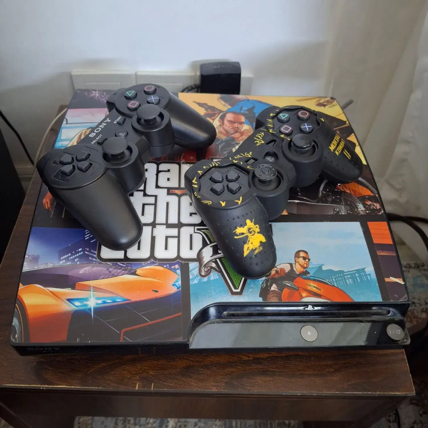 یک عدد دستگاه ps3|کنسول، بازی ویدئویی و آنلاین|بومهن, |دیوار
