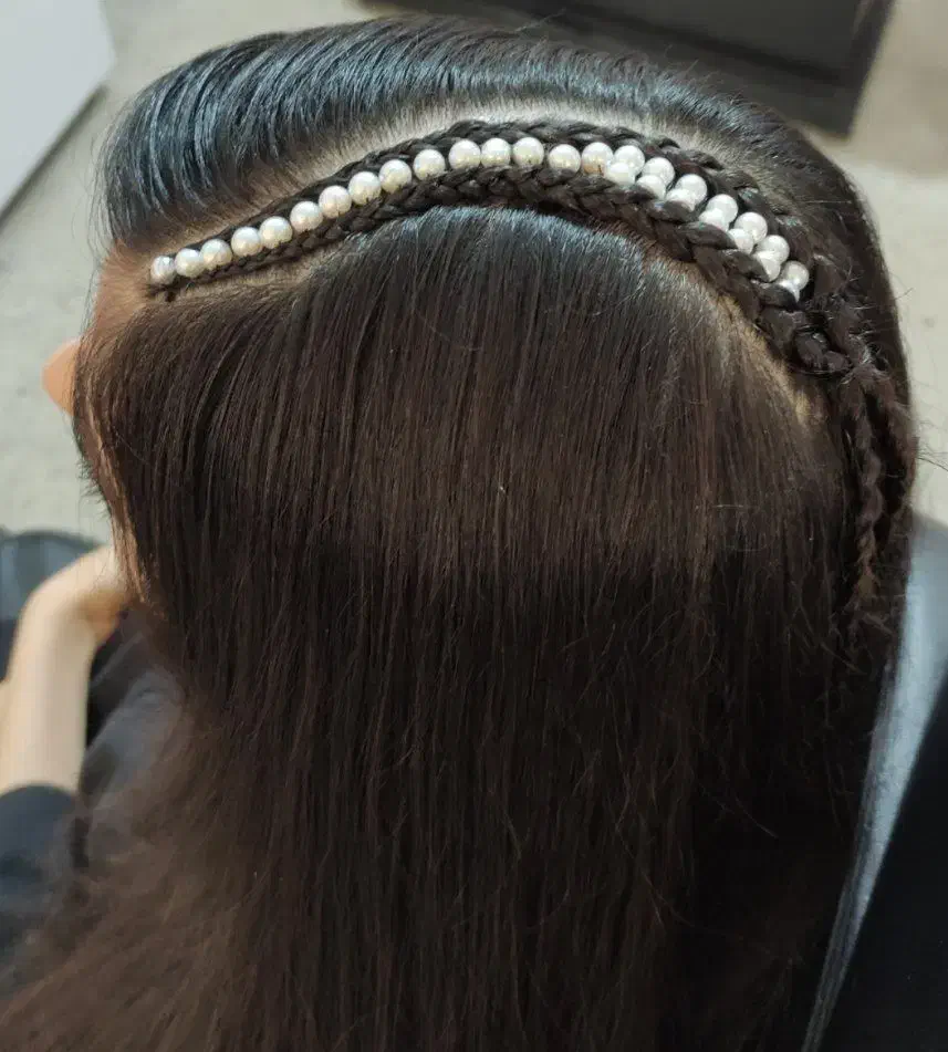 کاشت ناخن وبافت مو|خدمات آرایشگری و زیبایی|خرم‌آباد, |دیوار