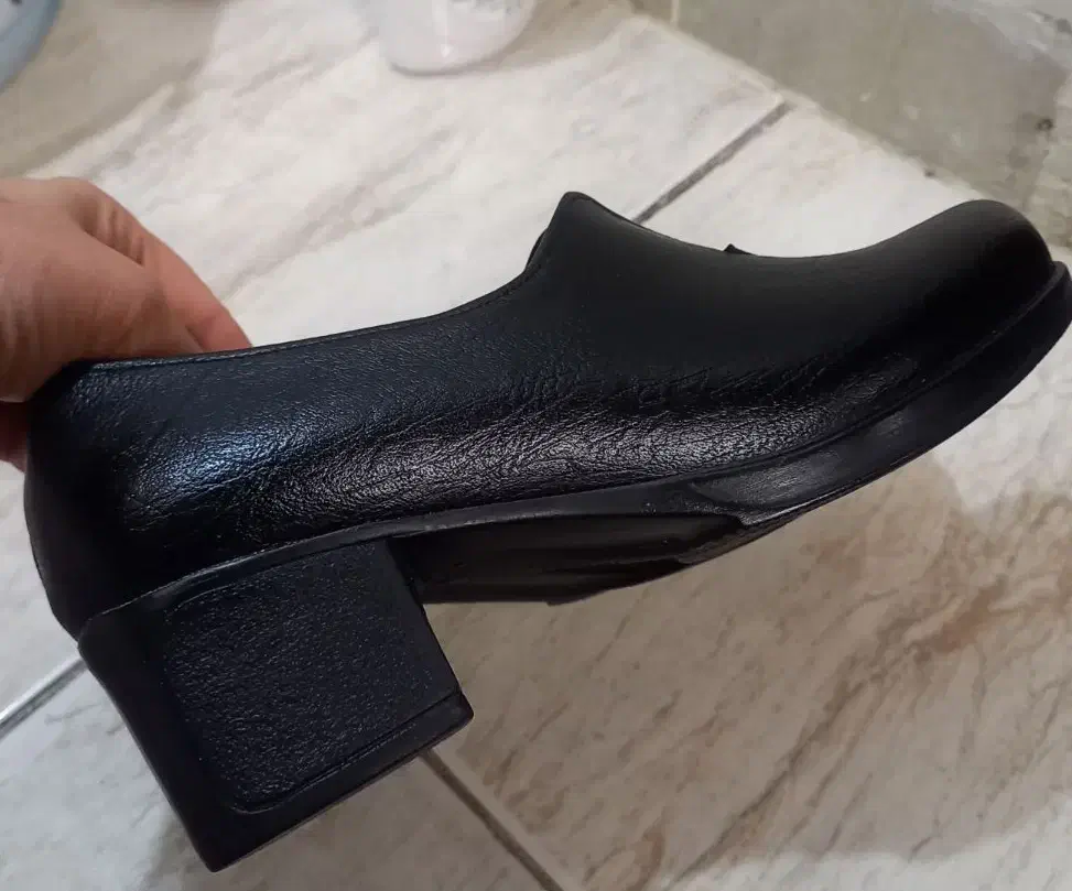 کفش نو|کیف، کفش، کمربند|همدان, |دیوار