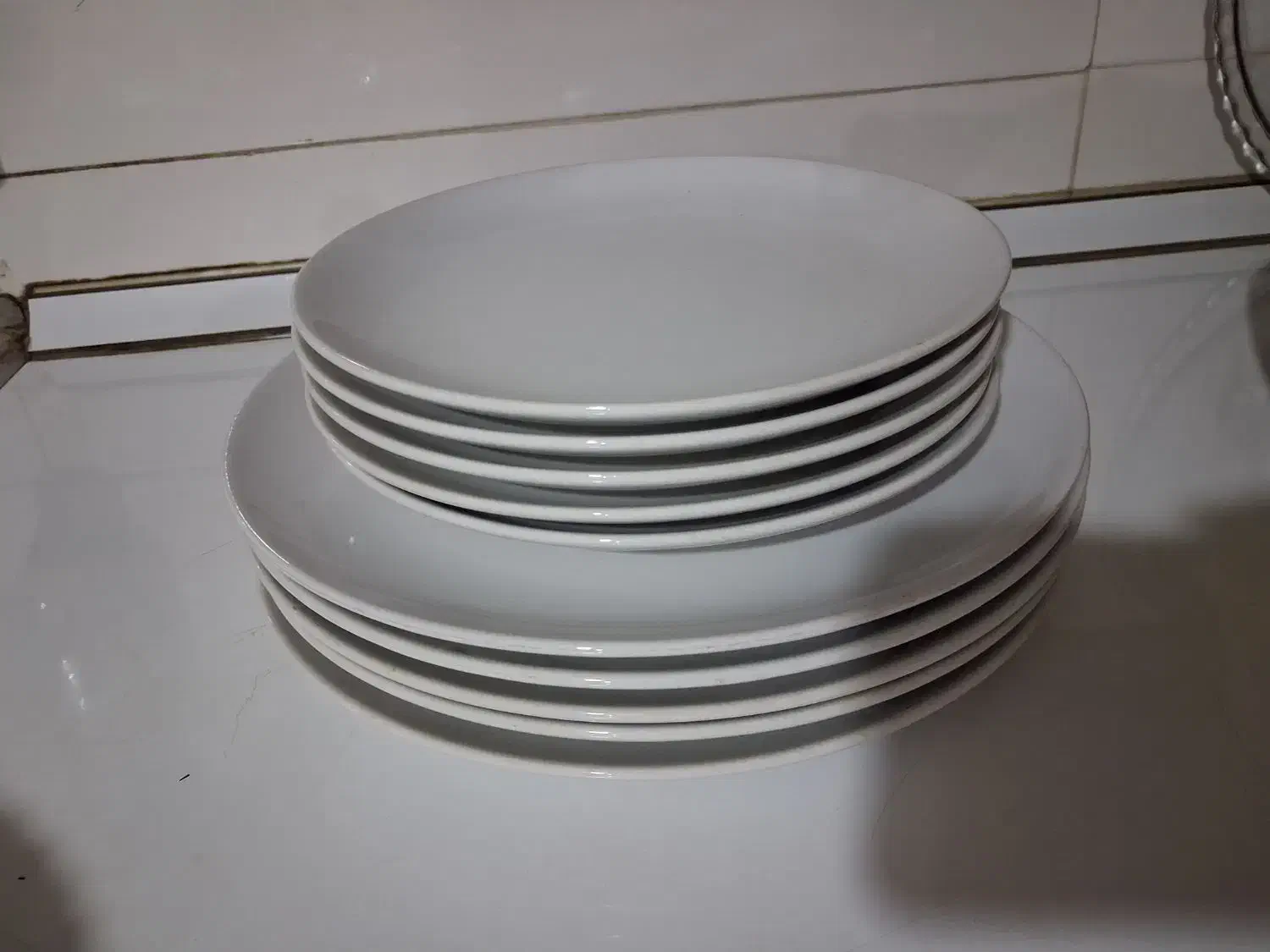 بشقاب سفید ساده|ظروف سرو و پذیرایی|آبادان, |دیوار