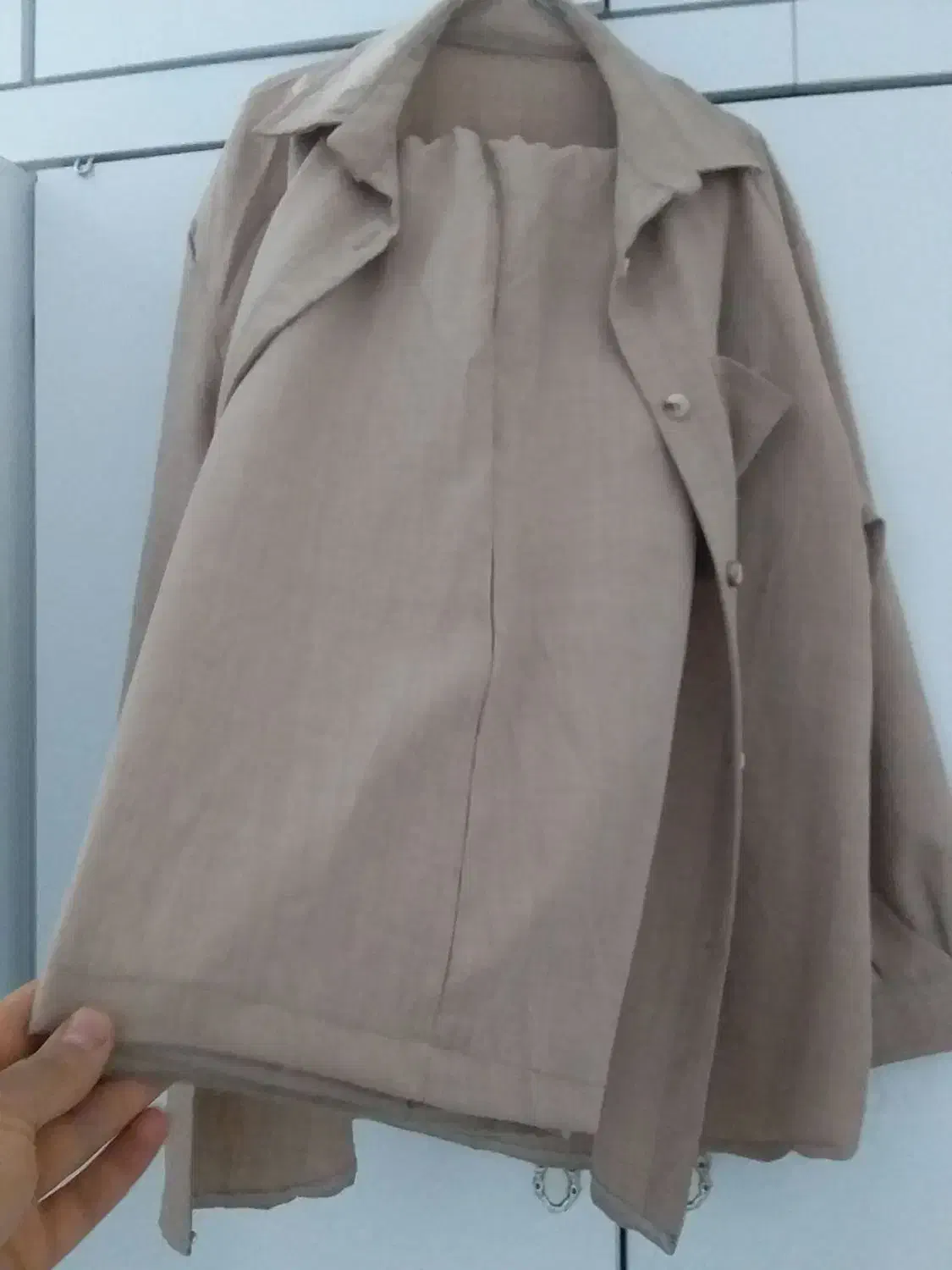 کت شلوار نو|لباس|رباط‌کریم, الارد|دیوار