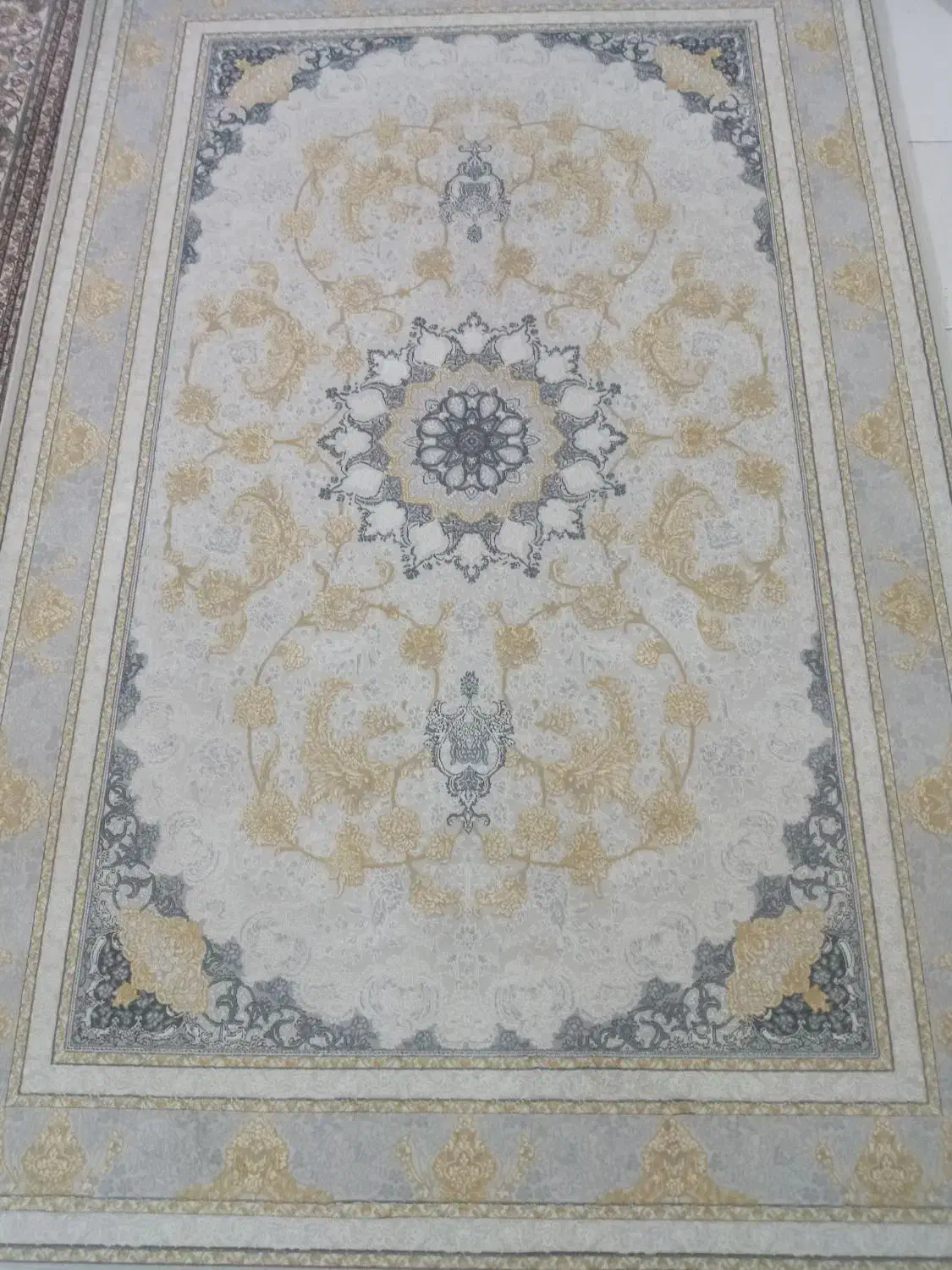 یک جفت فرش ۹متری و یک فرش ۴متری|فرش|صفادشت, |دیوار