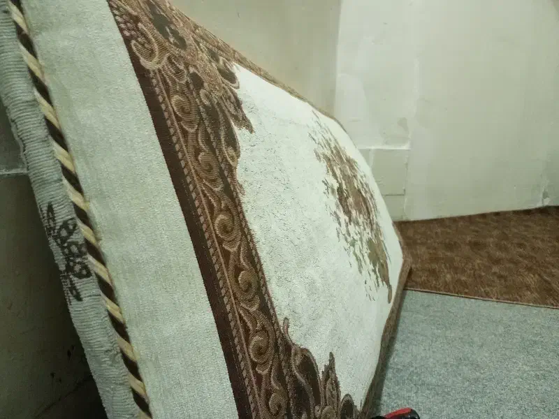 ۲جفت پشتی ۲رو سالم وتمیز|پشتی|تهران, کوی نصر مهرآباد|دیوار