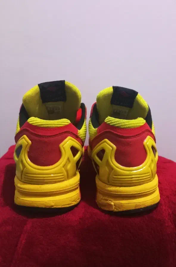 یک جفت کتونی اسپانیا سفارش ویتنام|کیف، کفش، کمربند|قم, شاه ابراهیم|دیوار