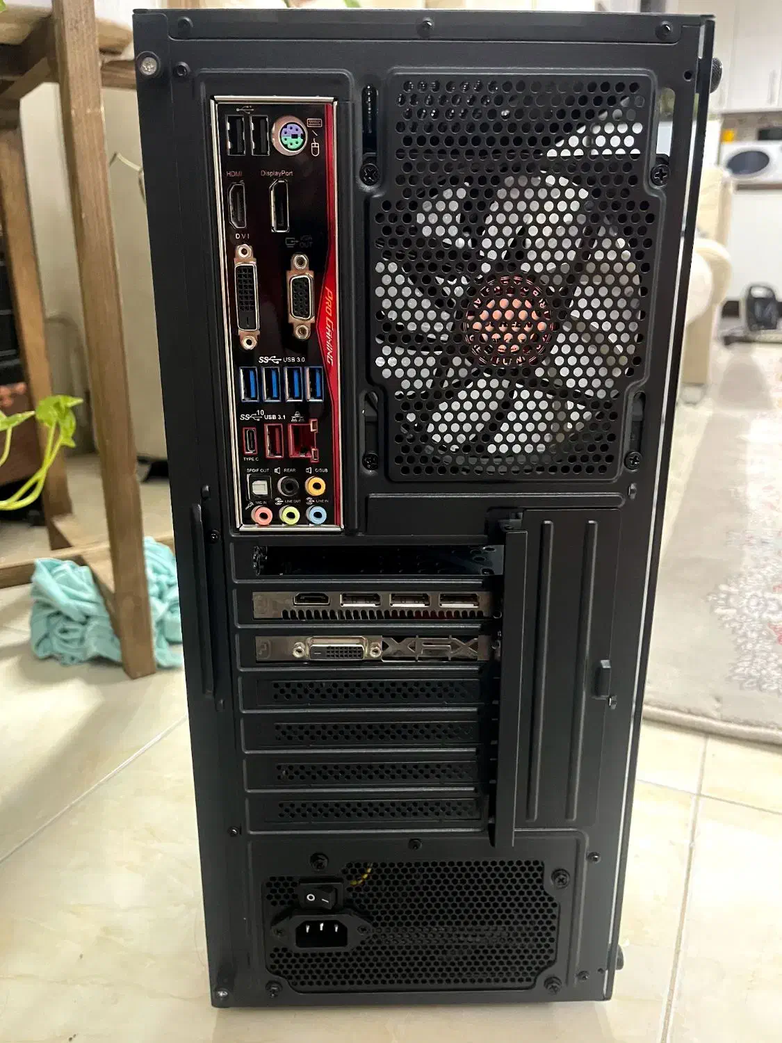 کیس کامپیوتر ۴ فن rgb|رایانه رومیزی|قم, بکایی|دیوار