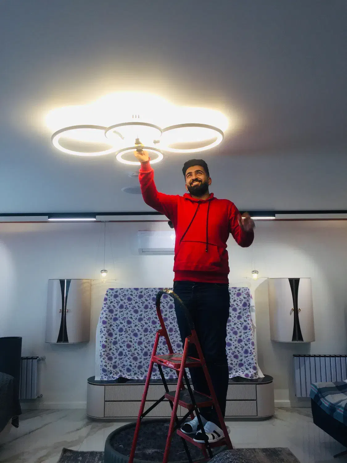 نصب لوستر تضمینی|خدمات پیشه و مهارت|گرگان, |دیوار