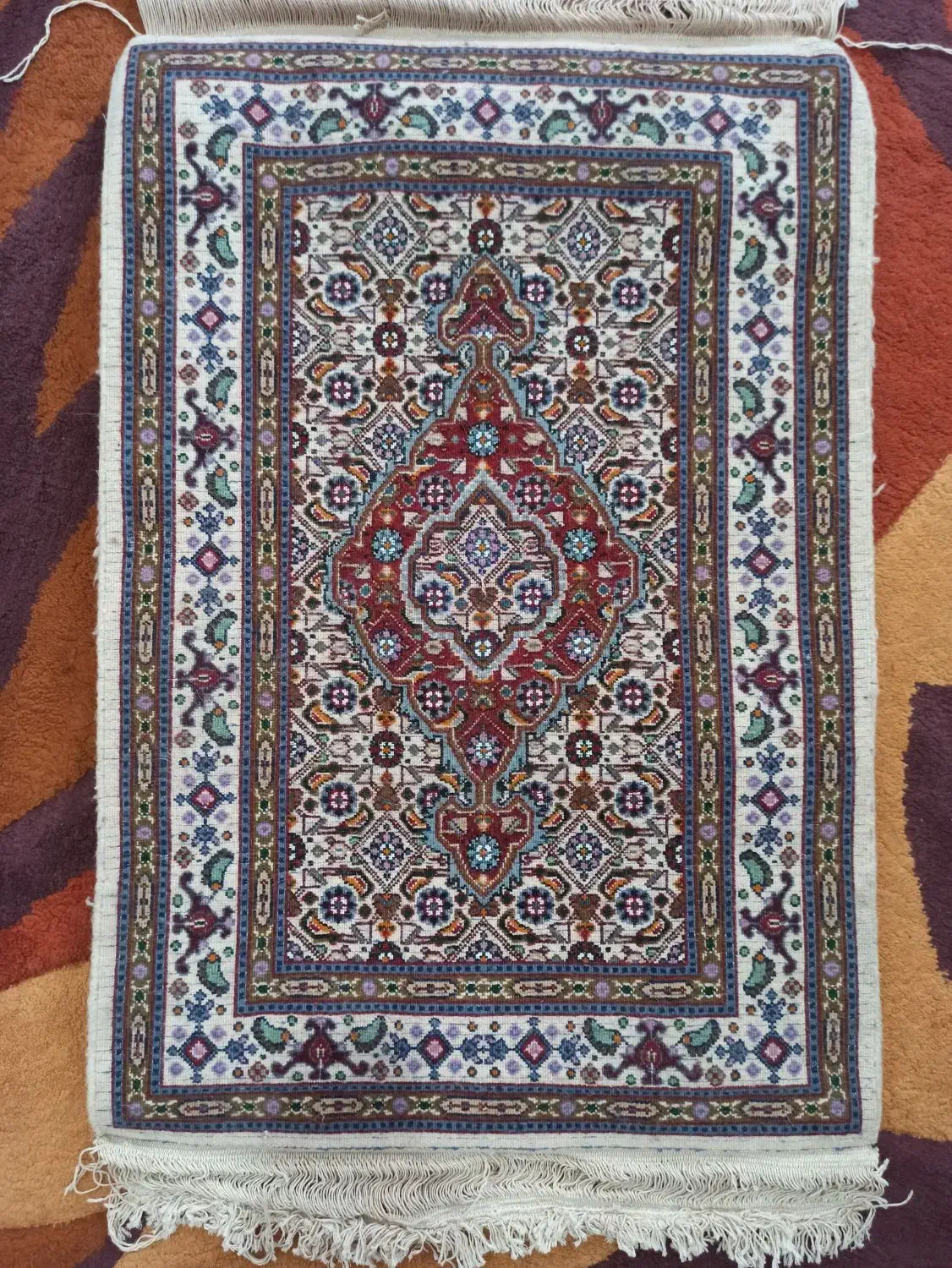 2 عدد فرش دستباف نو|فرش|بیرجند, |دیوار