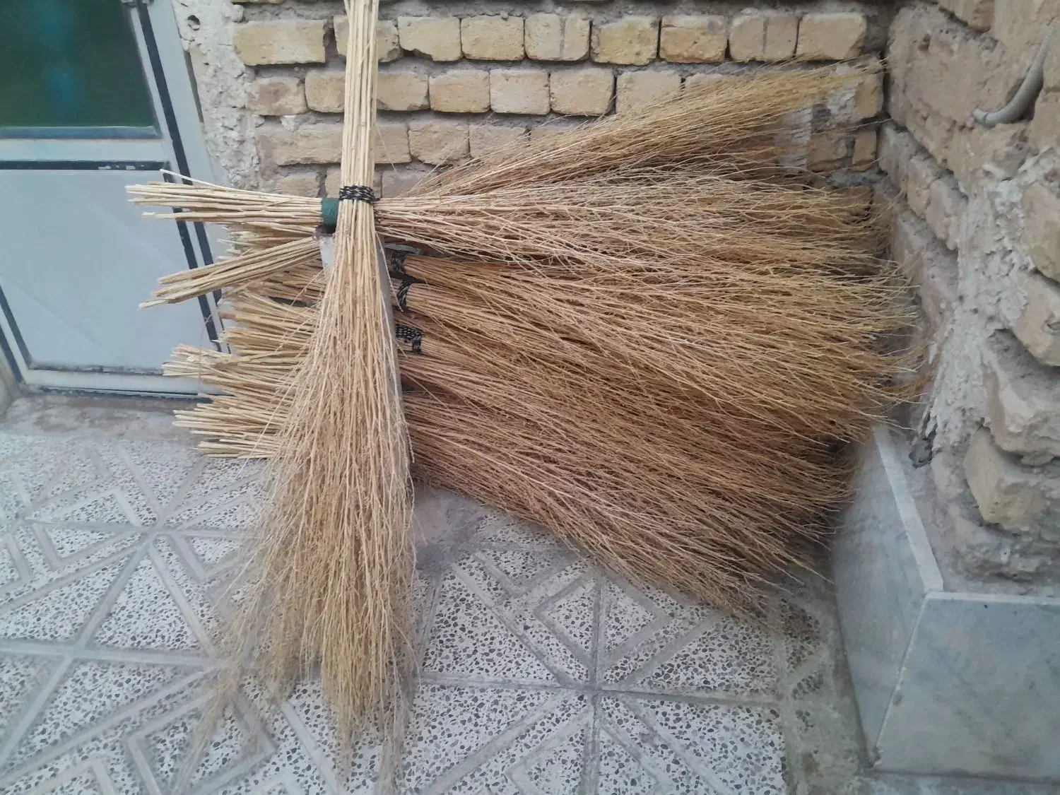 جارو دستی|لوازم نظافت|لردگان, |دیوار