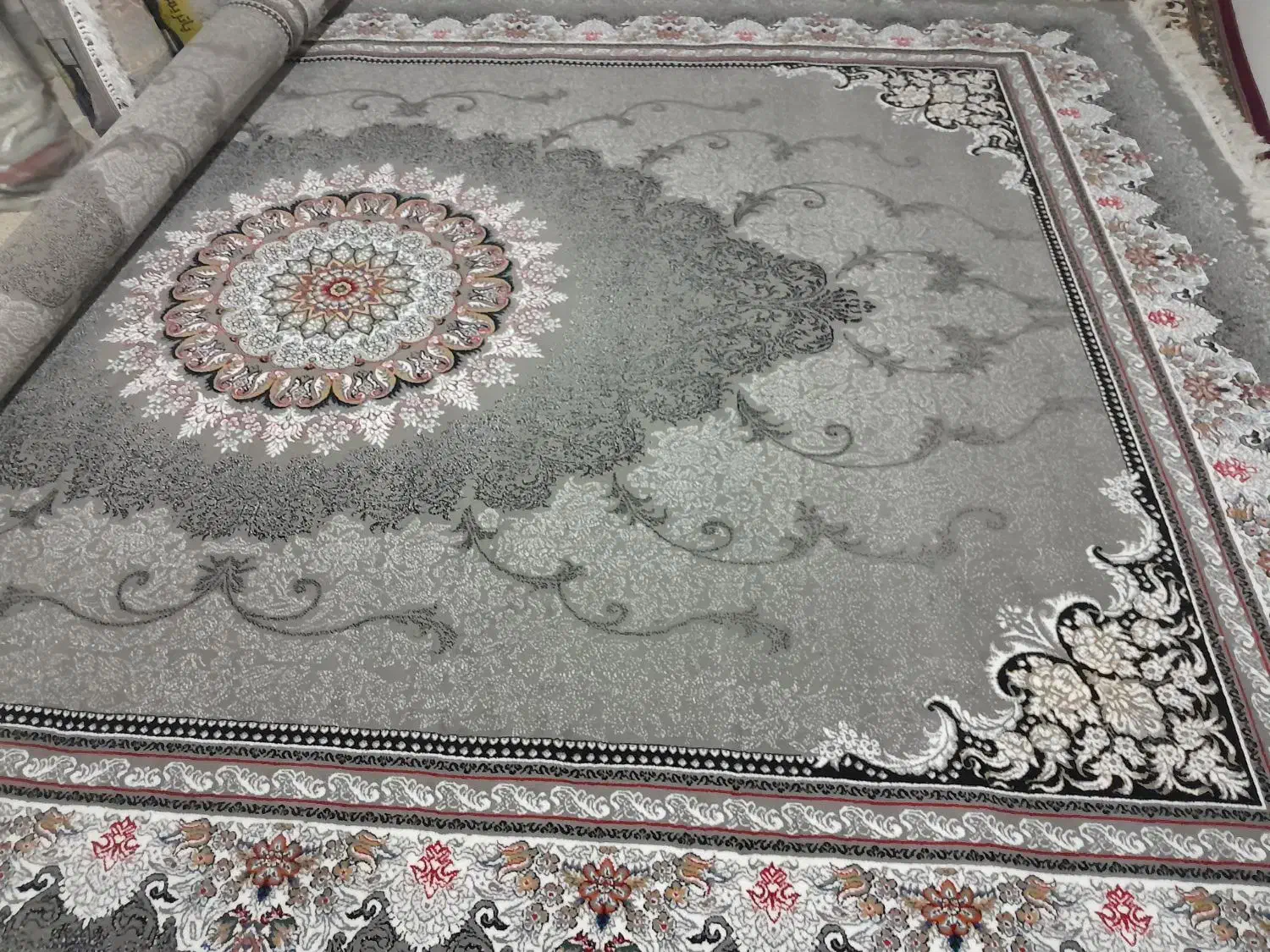 انبار فرش سمنگان سیرجون اقساطی|فرش|سیرجان, |دیوار