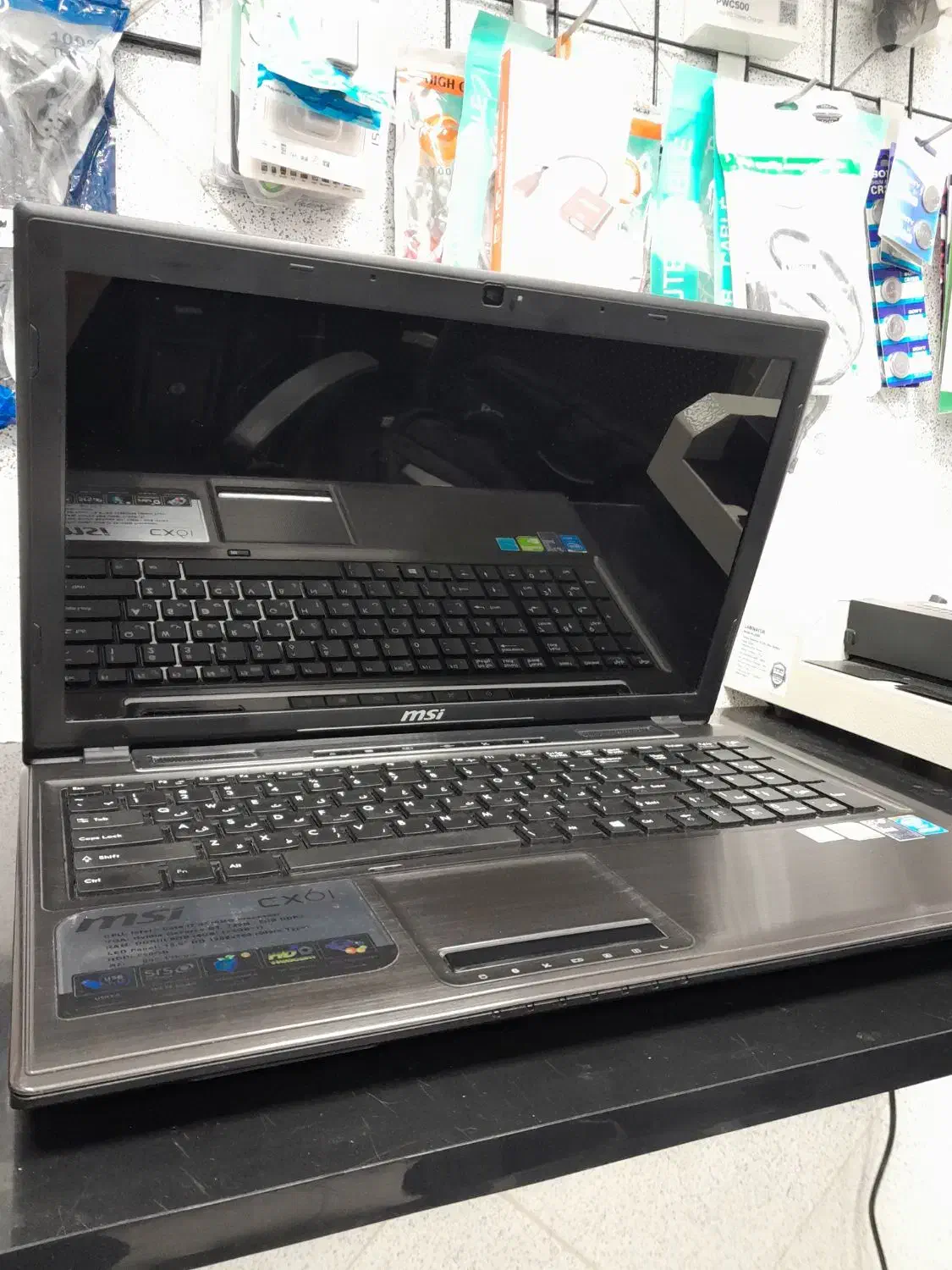 لپ تاپ ام اس آی msi|رایانه همراه|اندیشه, اندیشه فاز ۱|دیوار