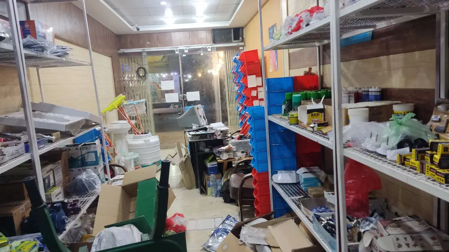 فروش مغازه ابزارآلات و تاسیسات به قیمت سال قبل|ابزارآلات|جم, |دیوار