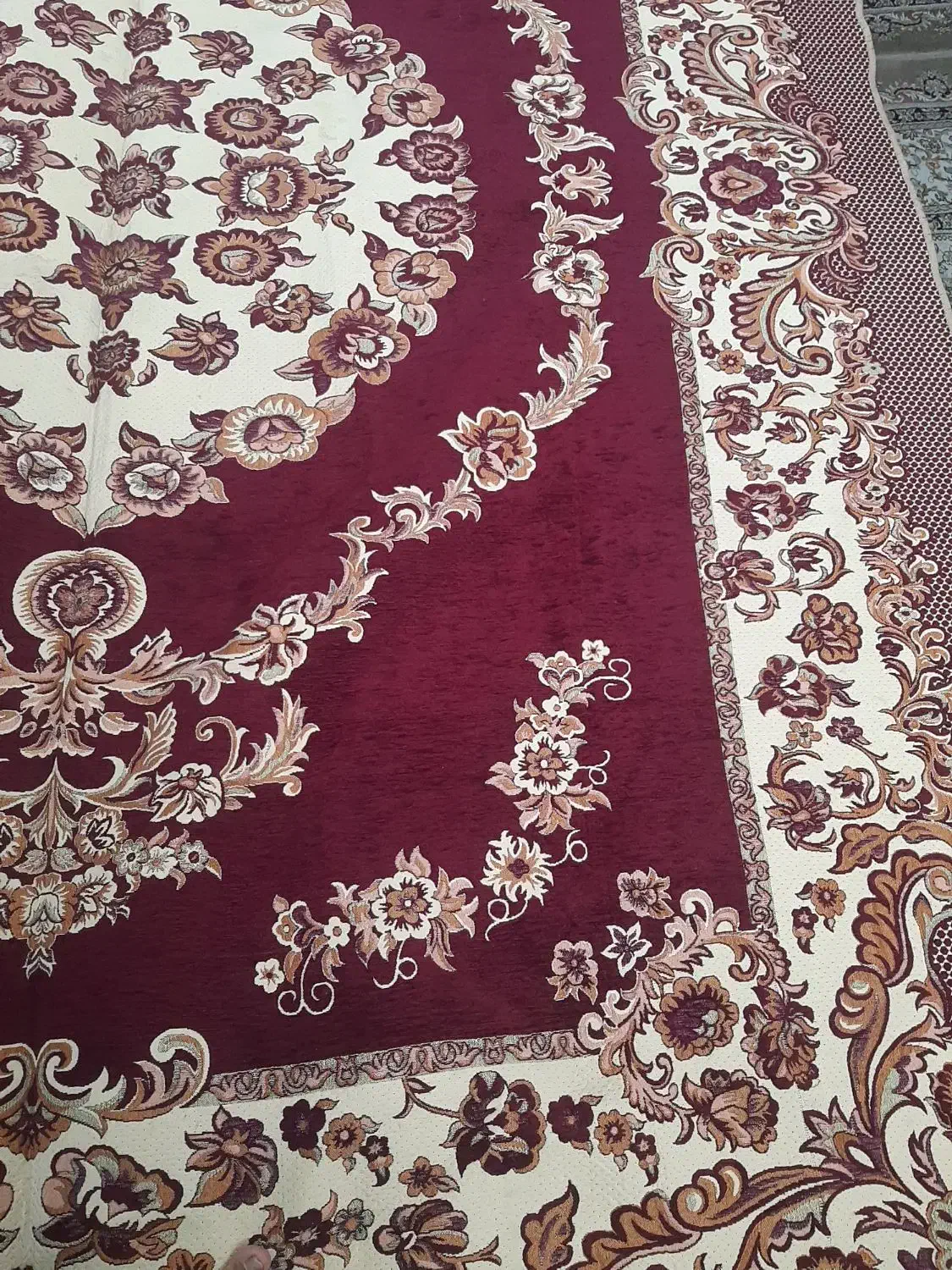 روفرشی سالم|روفرشی|مشکیندشت, |دیوار