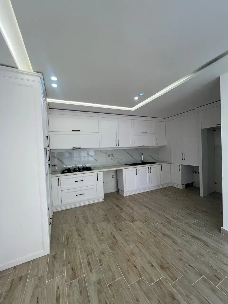 مستقل درب جدا ۱۴۰ متر کاشف شرقی|فروش آپارتمان|لاهیجان, قیام|دیوار