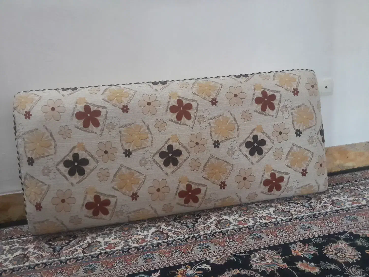 پشتی ترک اصل|پشتی|خرمآباد, |دیوار