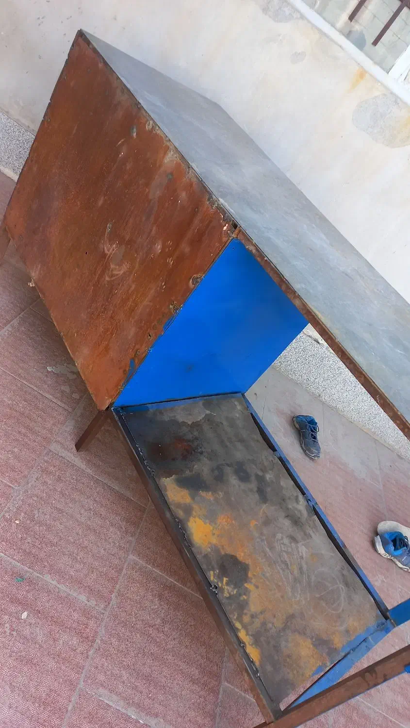 میز کار مخصوص جلوبندی مکانیکی به فروش میرسد|ابزارآلات|بردسکن, |دیوار