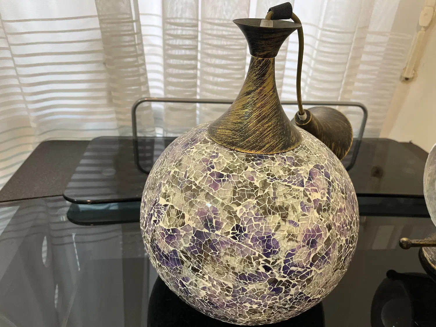 لوستر|لوستر و چراغ آویز|اصفهان, باغ زیار|دیوار