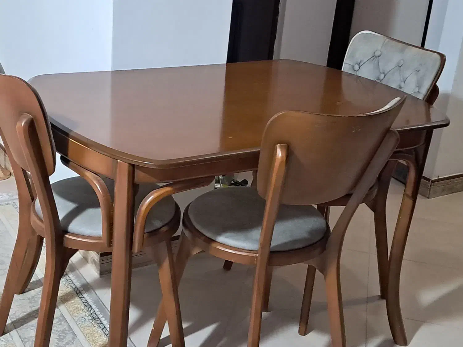 میز نهار خوری ۴نفره|میز و صندلی غذاخوری|چالوس, |دیوار