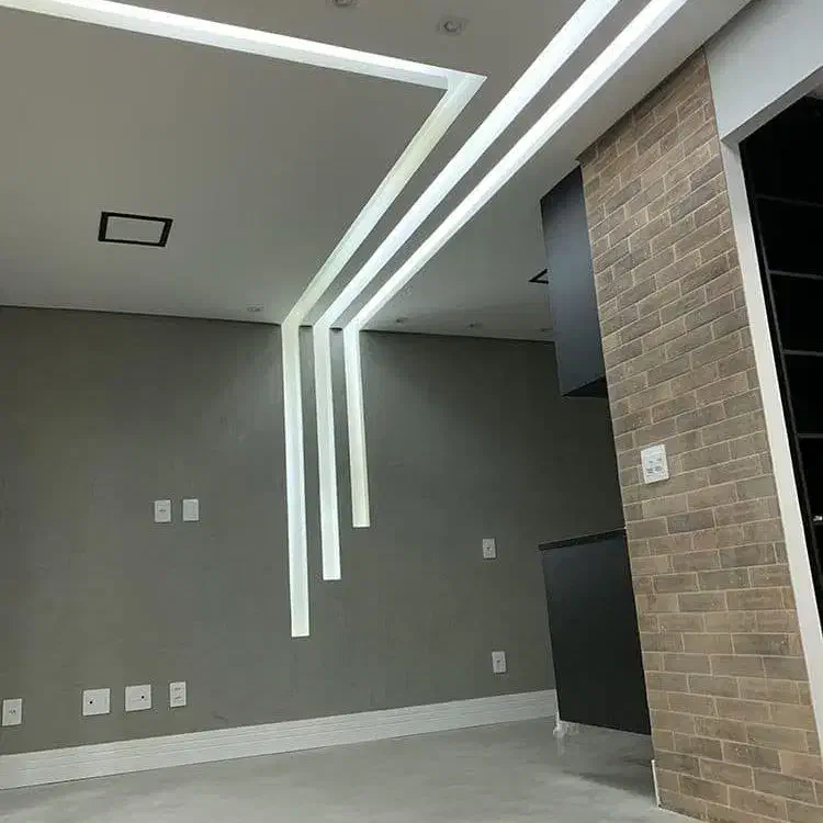 کلیه خدمات برق کشی و نصب آیفون تصویری|خدمات پیشه و مهارت|میانه, |دیوار