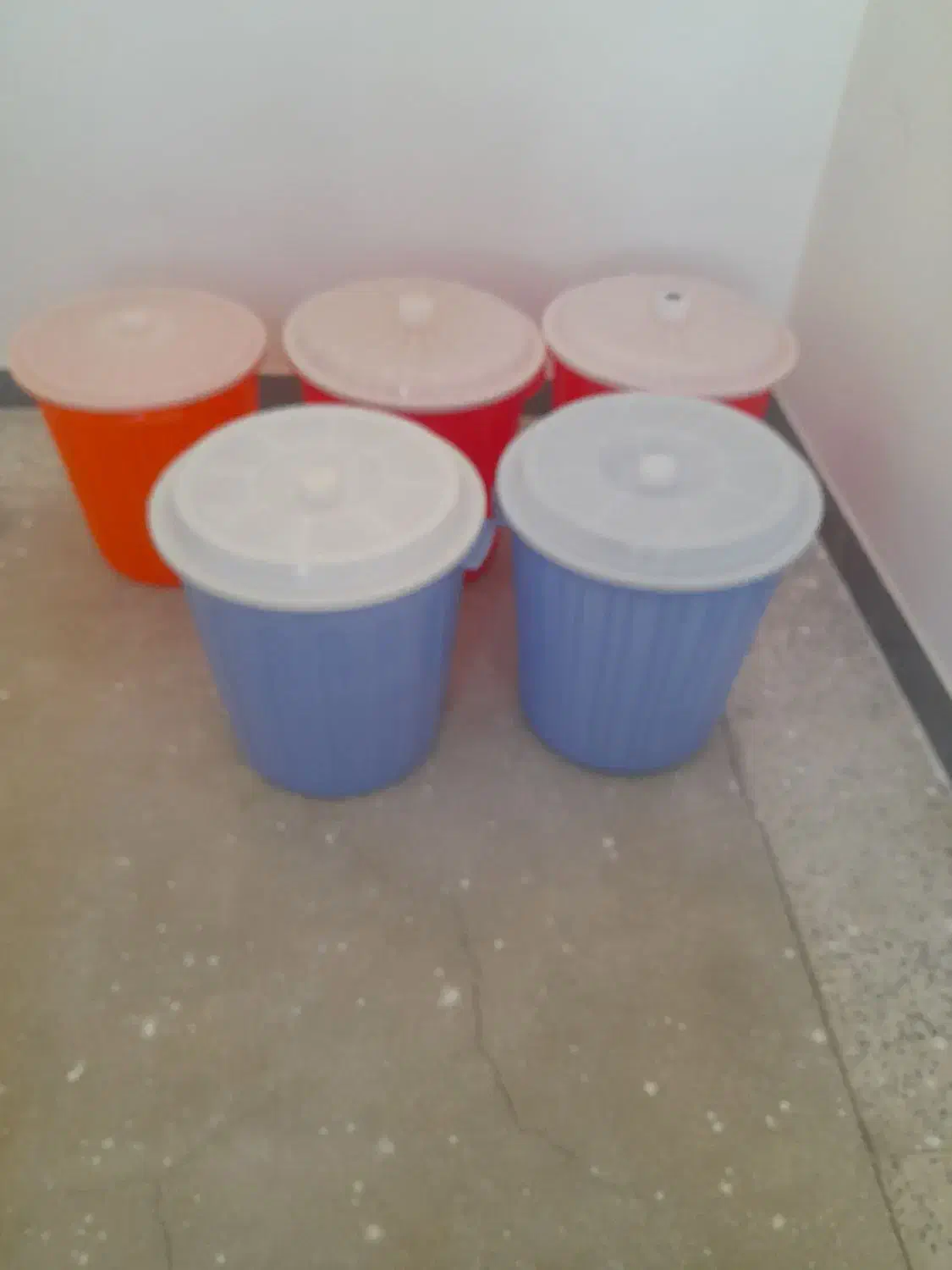 ۵ عدد سطل|ظروف نگهدارنده، پلاستیکی، یک‌بارمصرف|اسدآباد, |دیوار