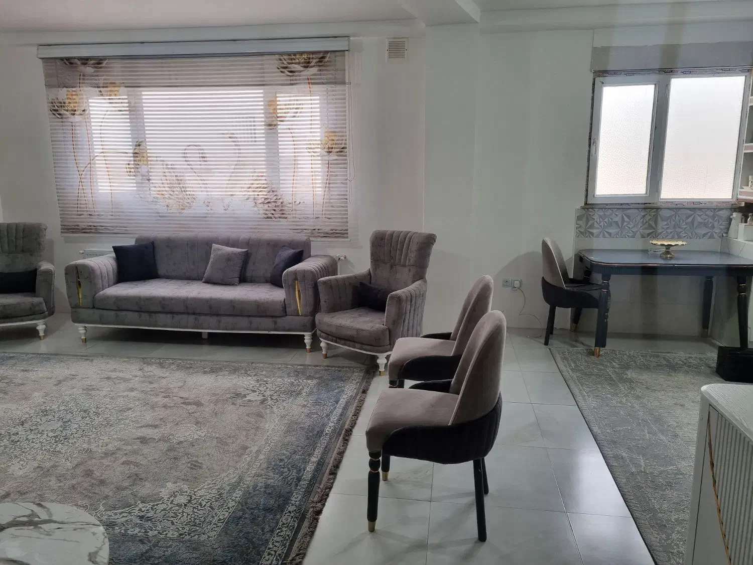 واحد ۸۵ متری شهرک نیروی انتظامی|فروش آپارتمان|اردبیل, |دیوار