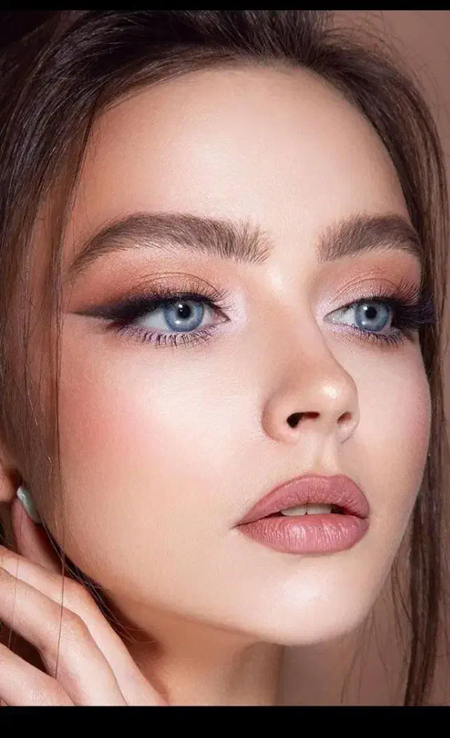 آموزش وخدمات میکاپ ناخن پدیکور|خدمات آرایشگری و زیبایی|کرمانشاه, |دیوار