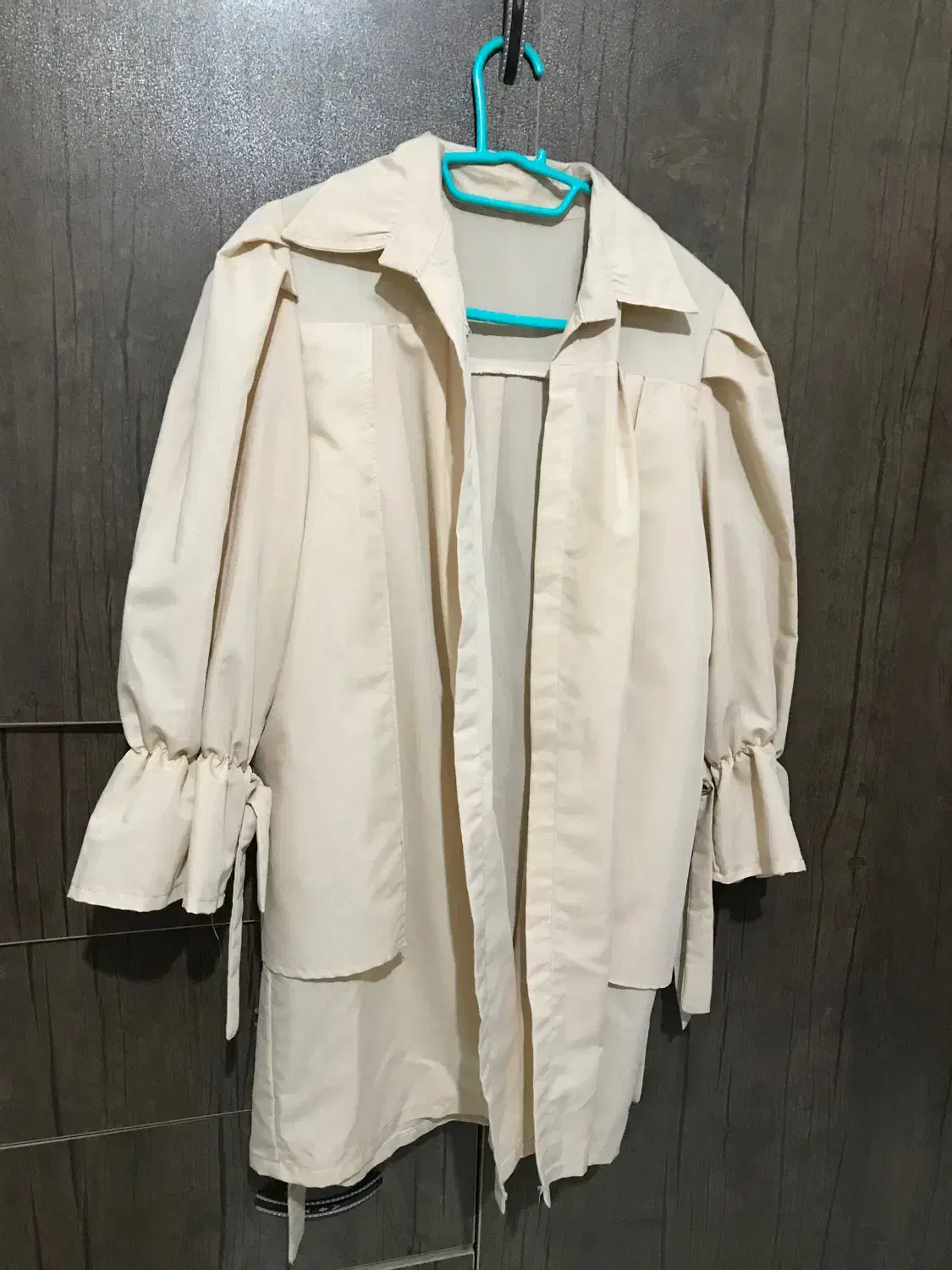 مانتو عروسکی،مانتو کتی|لباس|رشت, باهنر|دیوار