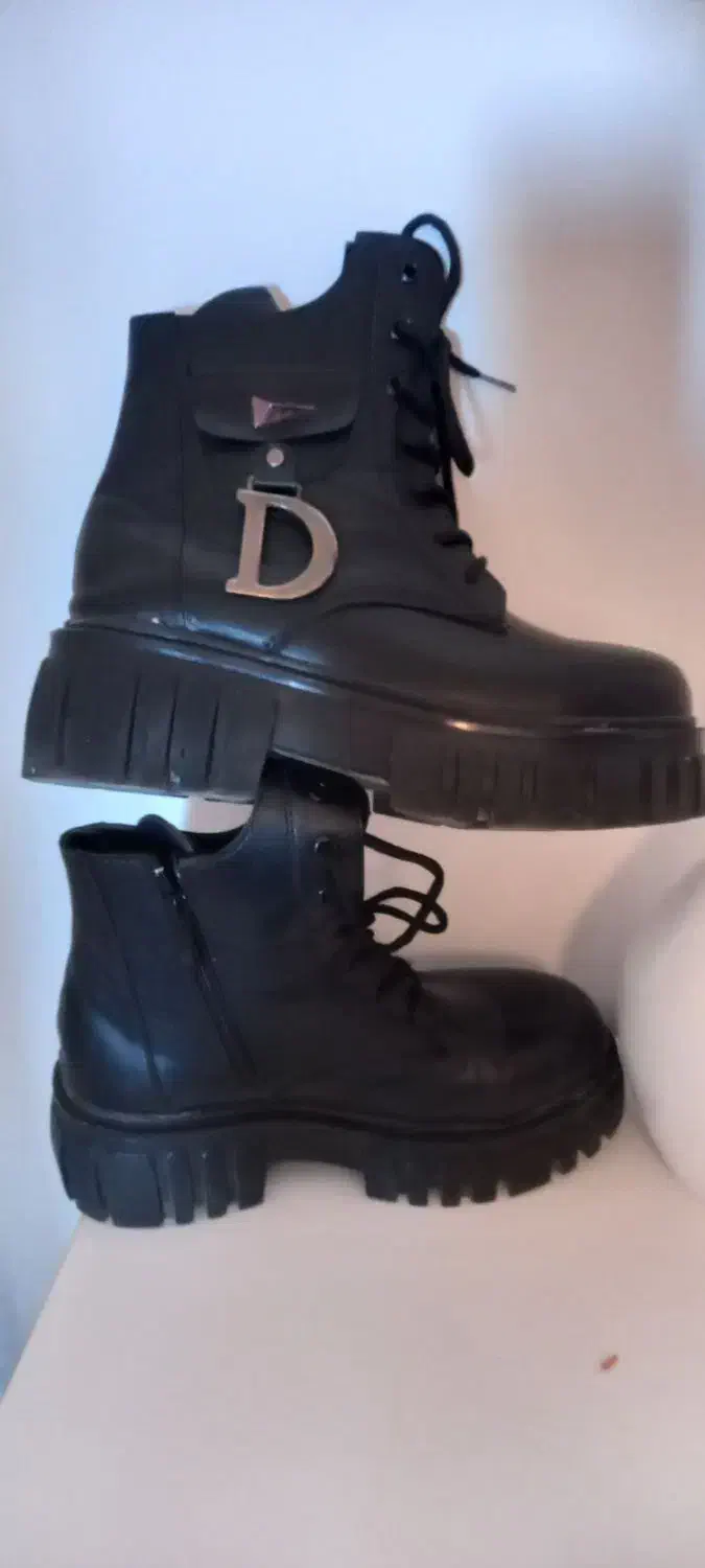 بوت زنانه|کیف، کفش، کمربند|شاهینشهر, شهرک گلدیس|دیوار