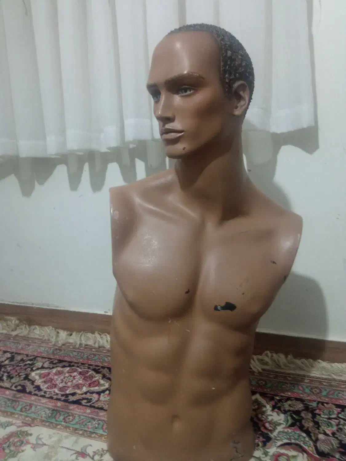 یک مانکن درحد نو سالم سالم|فروشگاه و مغازه|فردیس, شهرک شهید حسینی|دیوار