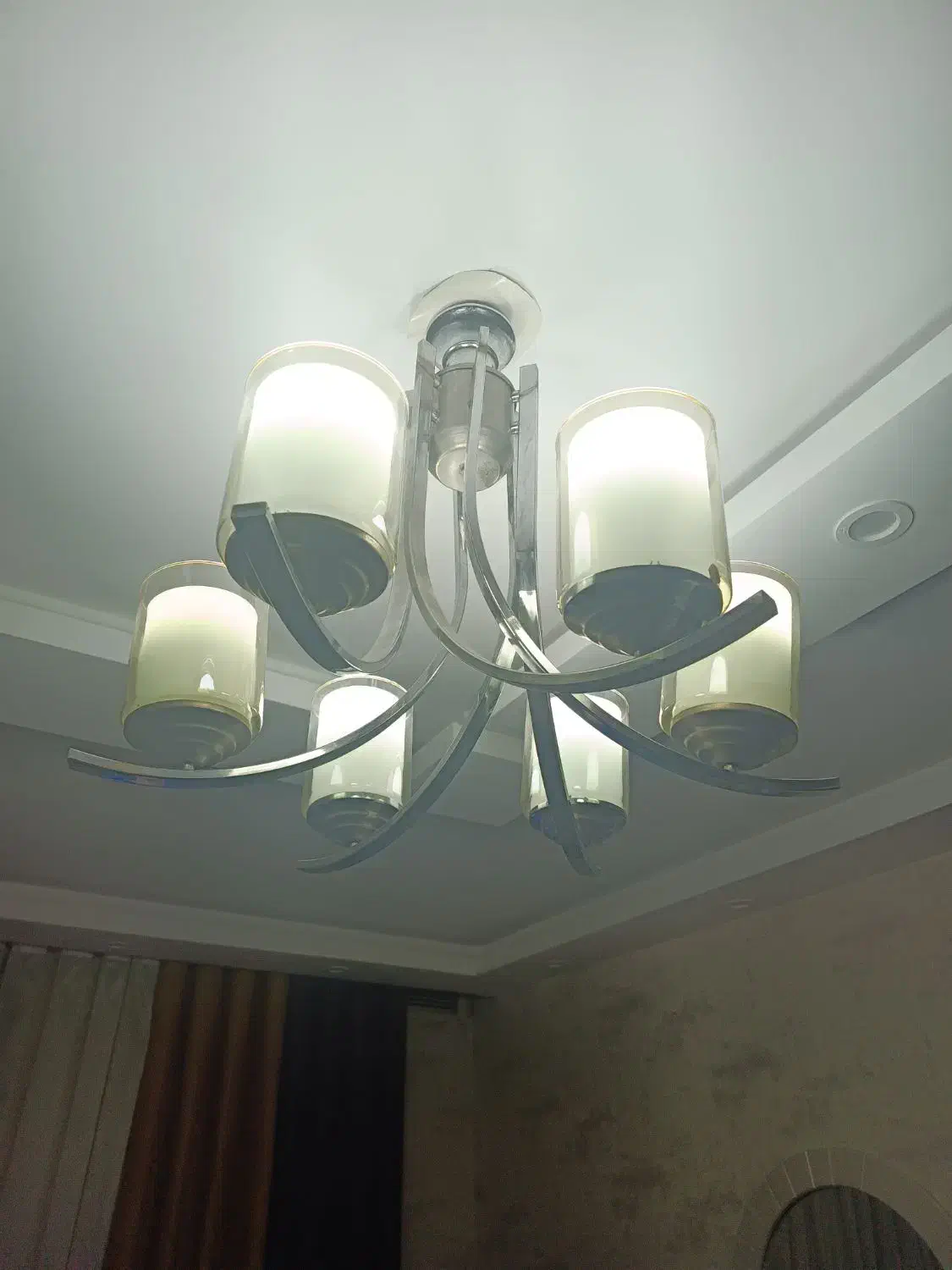 لوستر|لوستر و چراغ آویز|قرچک, باقرآباد|دیوار