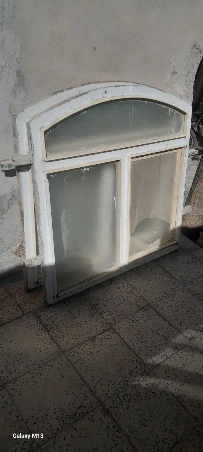 چهار عدد پنجره پروفیل اهنی سنگین|مصالح و تجهیزات ساختمان|زرین دشت (همدان), |دیوار