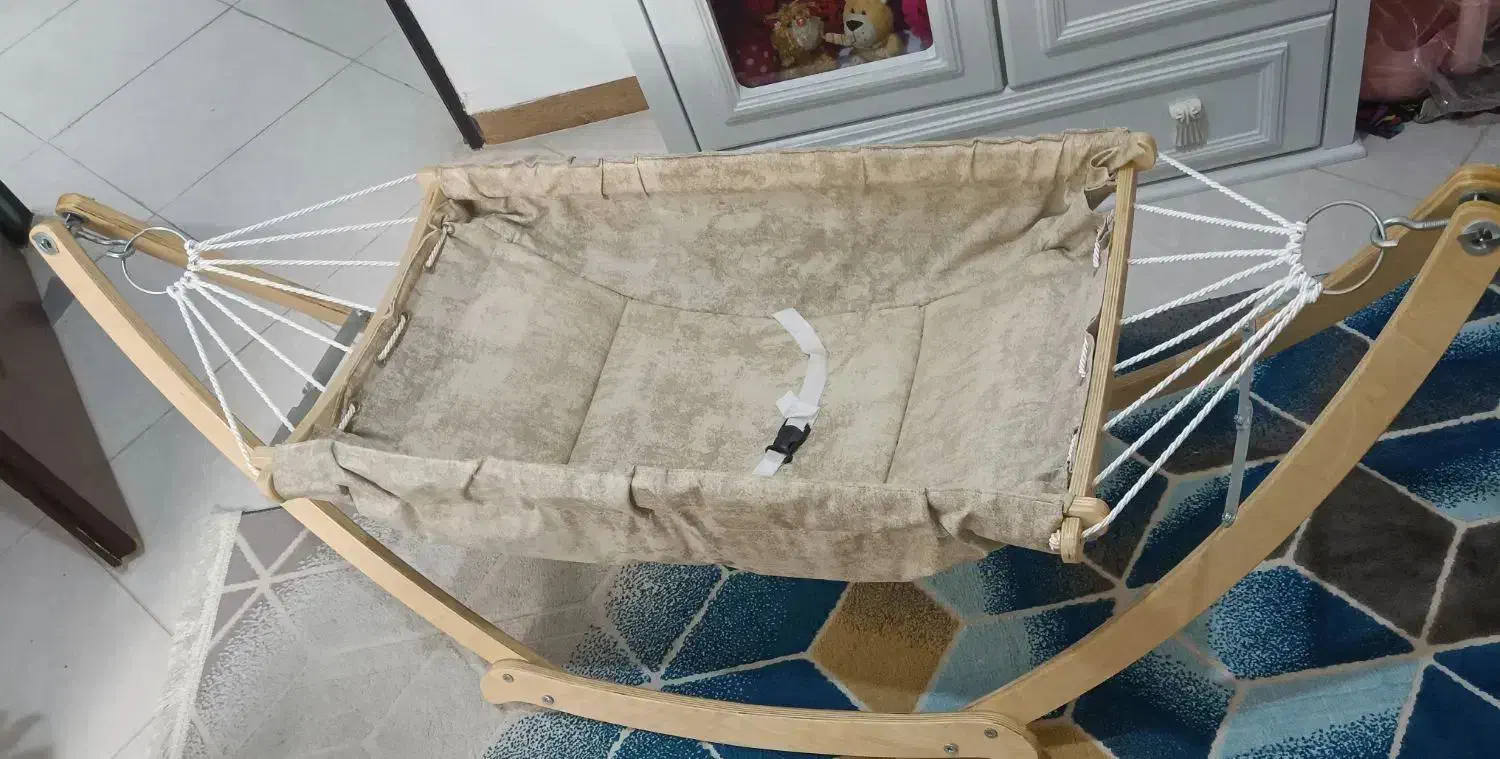 گهواره سنتی ننو|تخت و سرویس خواب|رشت, پل تالشان|دیوار