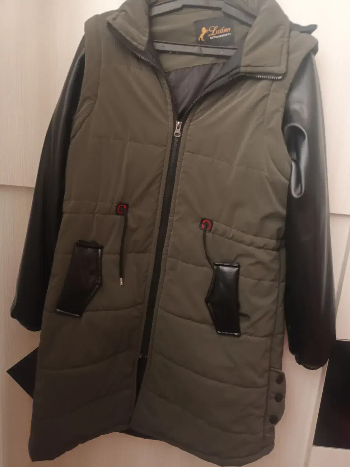 کاپشن دخترانه|لباس|مشهد, هنرور|دیوار