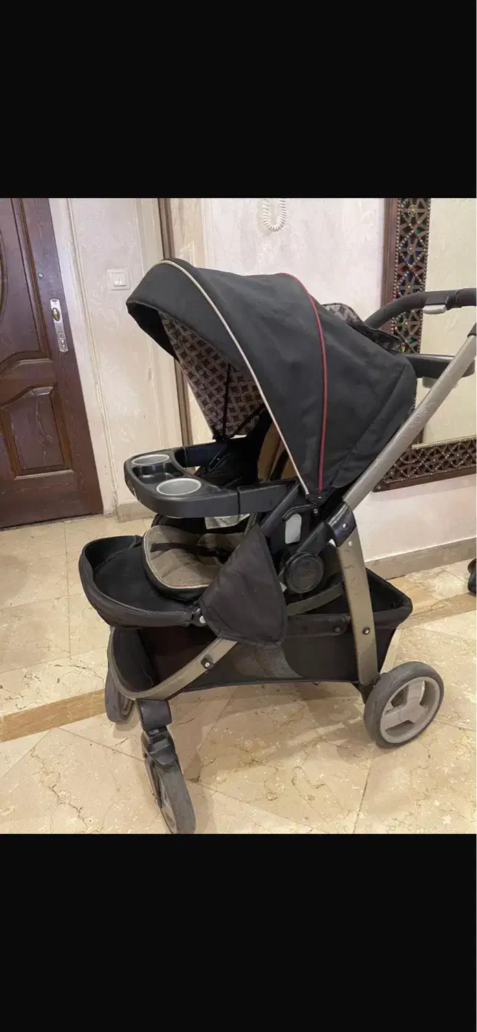 کالسکه و کریر و صندلی غذای کودک|کالسکه و لوازم جانبی|تهران, هروی|دیوار