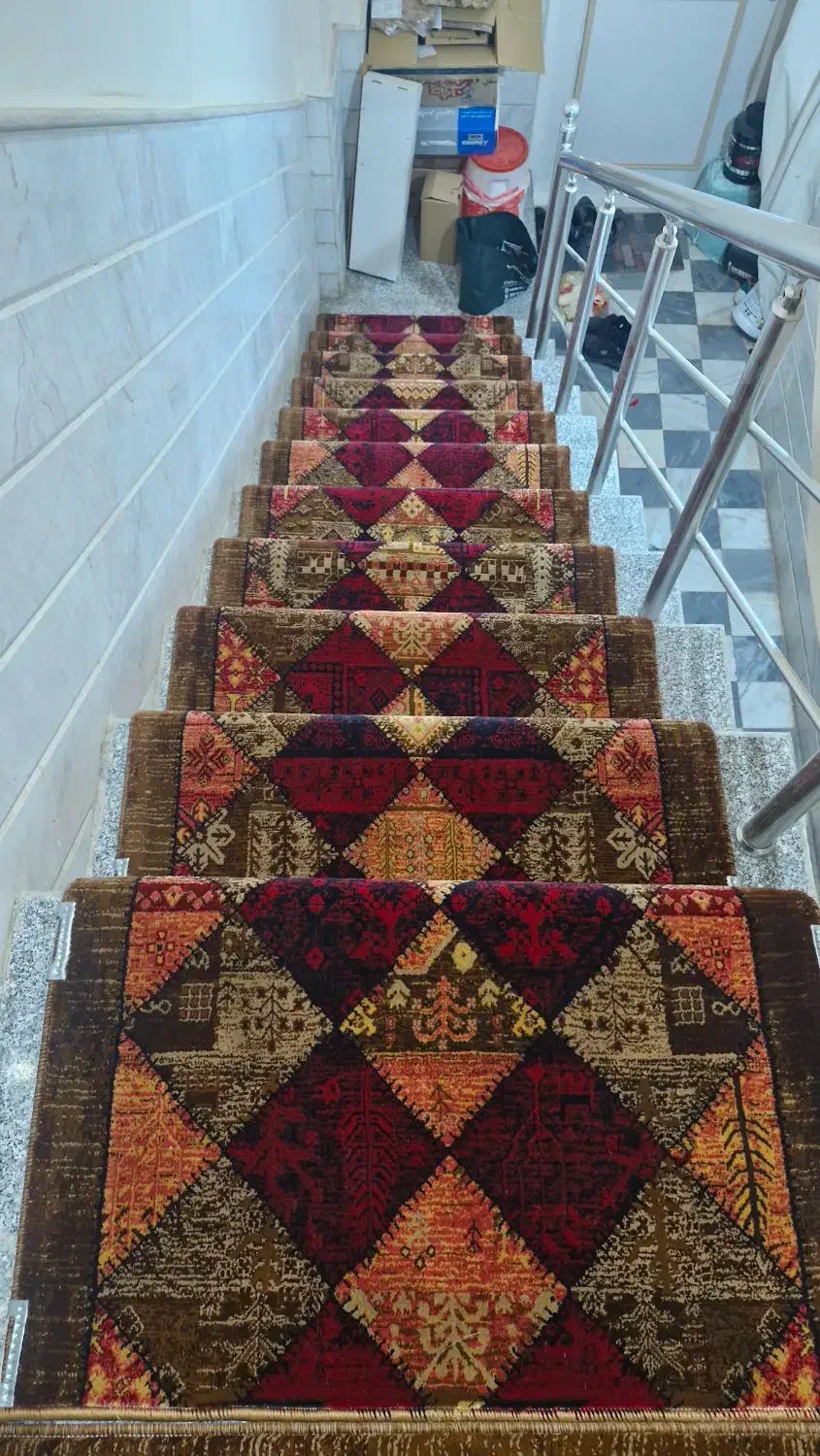 *فروش ویژه کناره فرش های عشایری با قیمت مناسب*|فرش|قم, زند آباد|دیوار