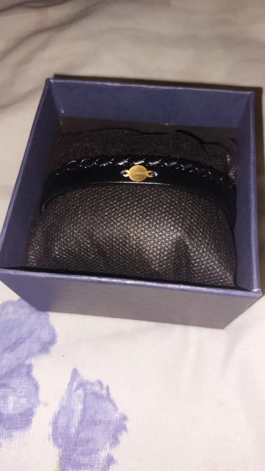 دست بند چرم با پلاک طلا|جواهرات|کرج, باغستان|دیوار