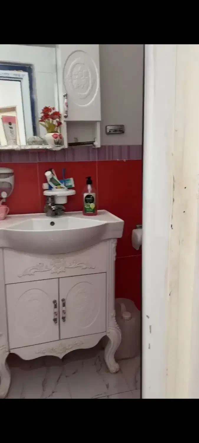 اجاره آپارتمان طبقه 2میتقل|اجارهٔ آپارتمان|لاهیجان, یوسف آباد|دیوار