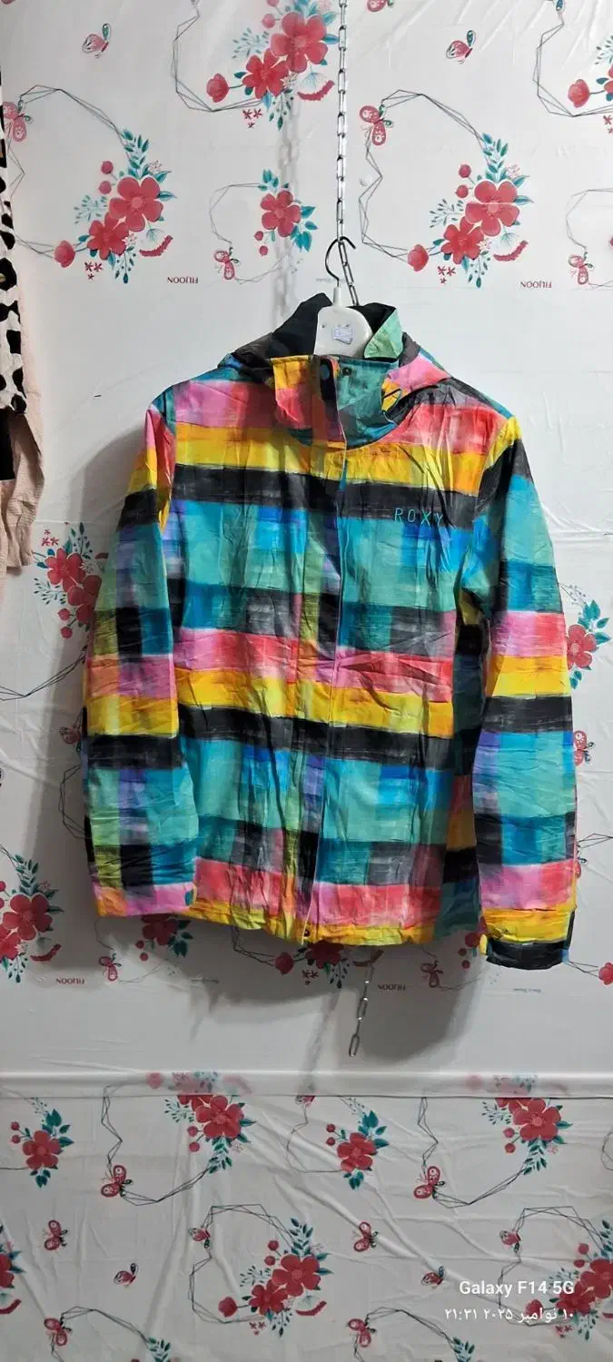 فروش پوشاک استوک اصل|لباس|قروه, |دیوار