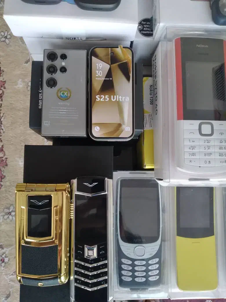 گوشی ورتوطلایی تاشو|موبایل|فسا, |دیوار