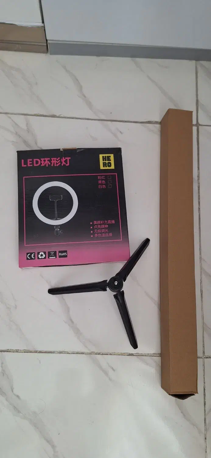 رینگلایت به همراه دو عدد سه پایه|دوربین عکاسی و فیلم‌برداری|فردیس, فردیس|دیوار