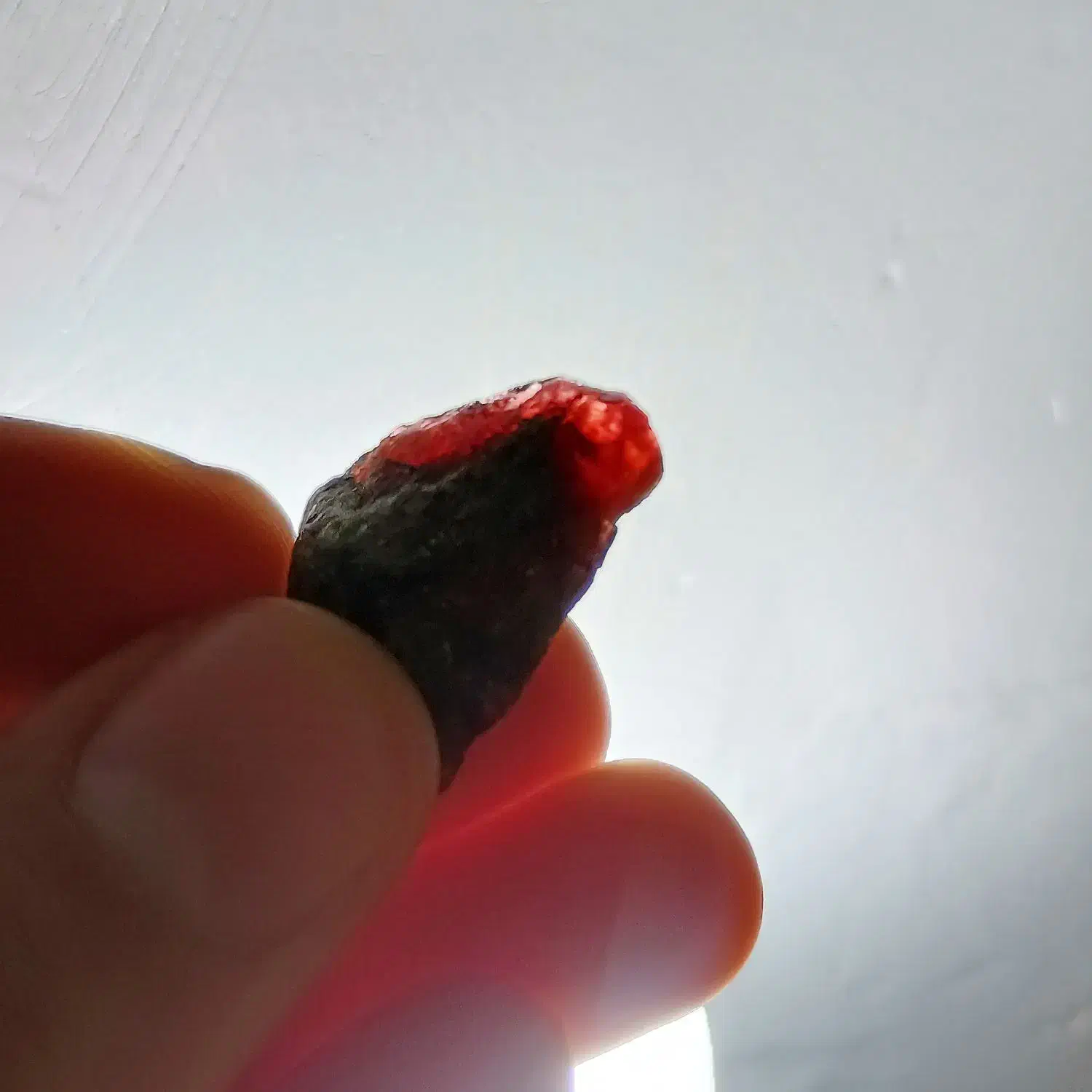 سنگ یاقوت سرخ|جواهرات|یزد, |دیوار