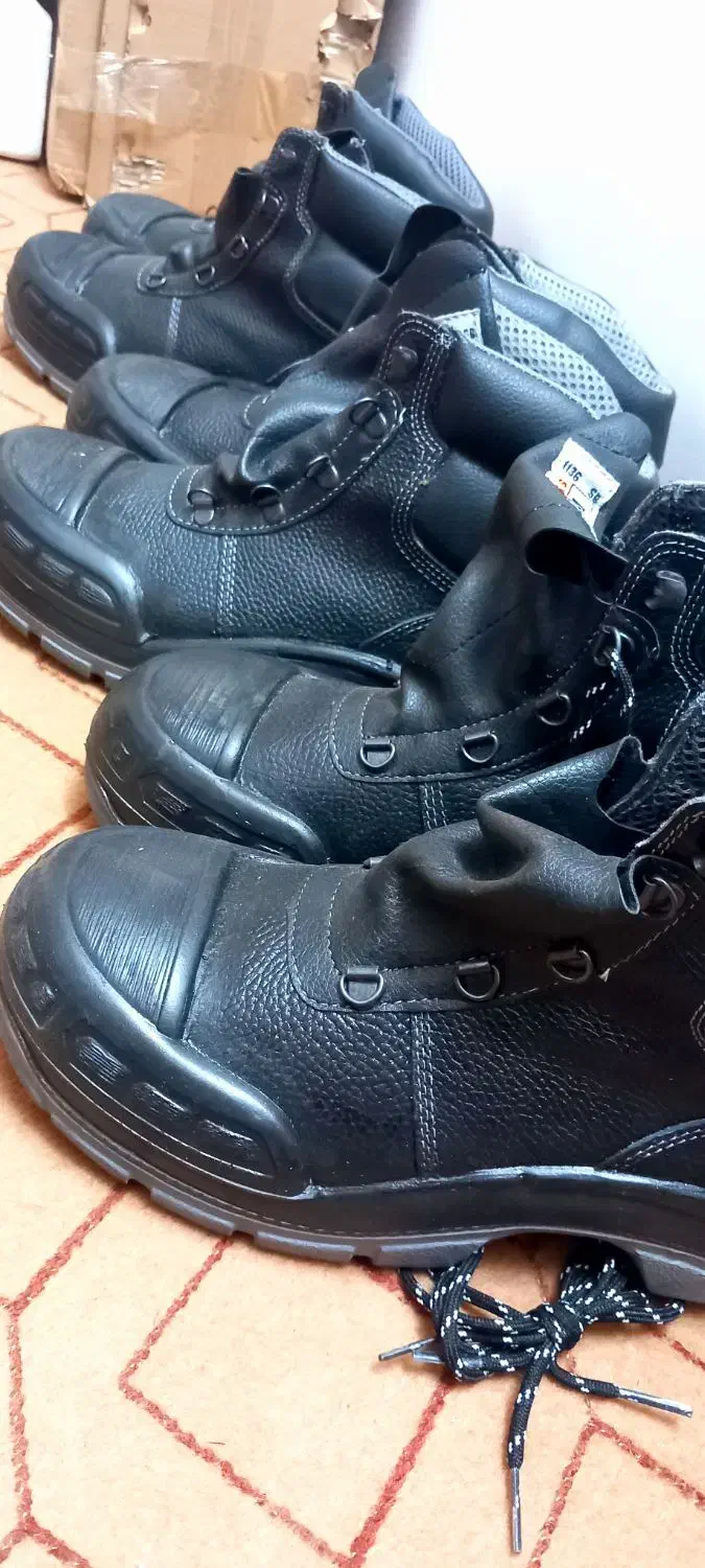 کفش کار|کیف، کفش، کمربند|یزد, |دیوار