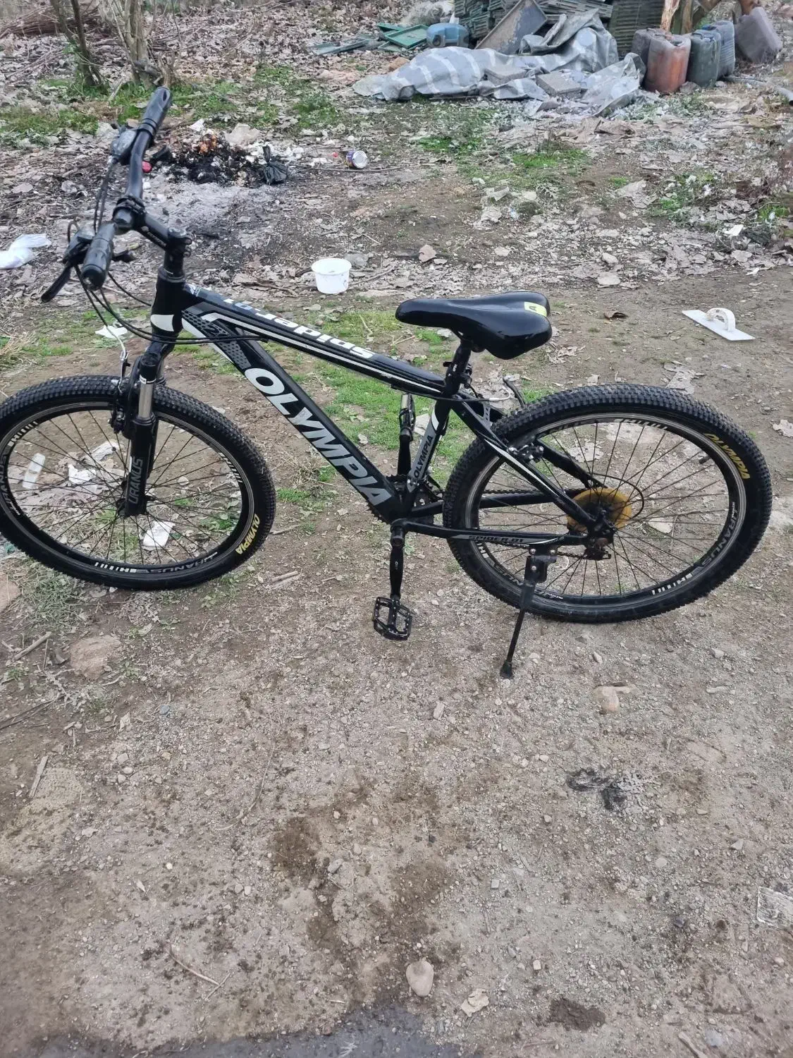 دوچرخه|دوچرخه، اسکیت، اسکوتر|صومعه‌سرا, |دیوار