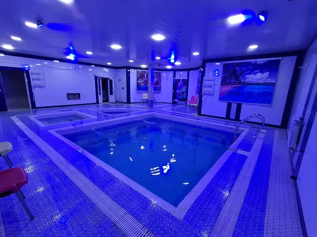 ویلا هروی دوخوابه لوکس|اجارهٔ کوتاه‌مدت ویلا و باغ|تبریز, |دیوار