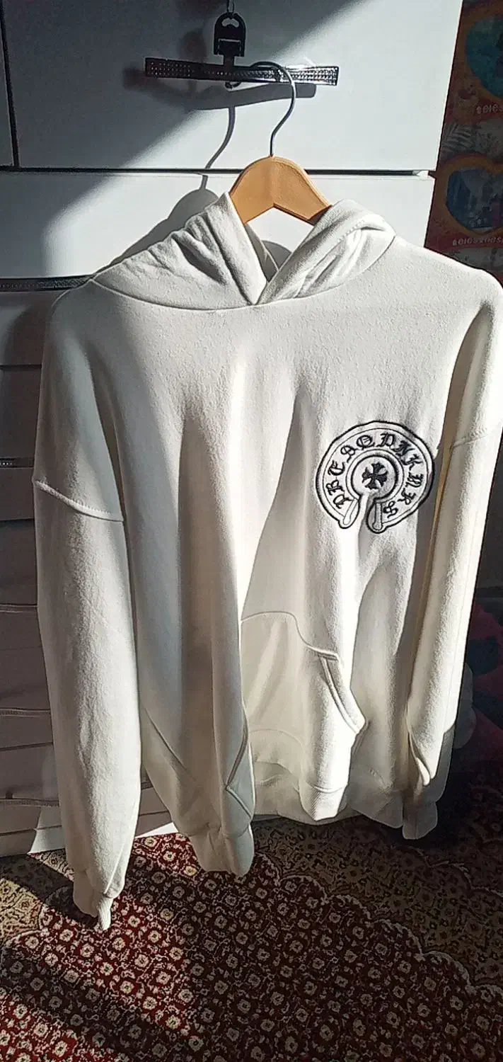 هودی و دورس|لباس|رشت, باهنر|دیوار