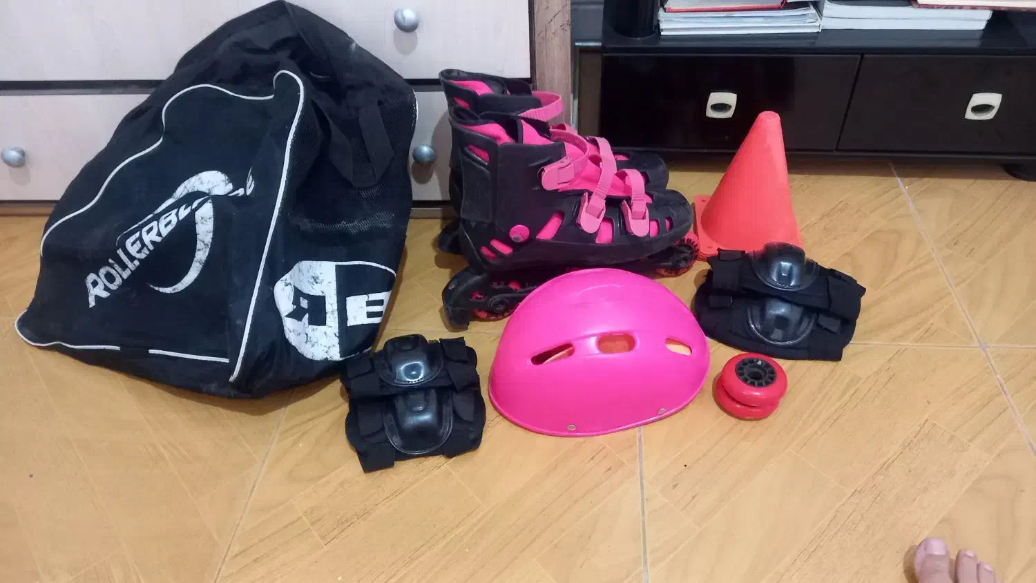 اسکیت با قیمت مناسب به فروش میرسد|دوچرخه، اسکیت، اسکوتر|تهران, آزادشهر|دیوار